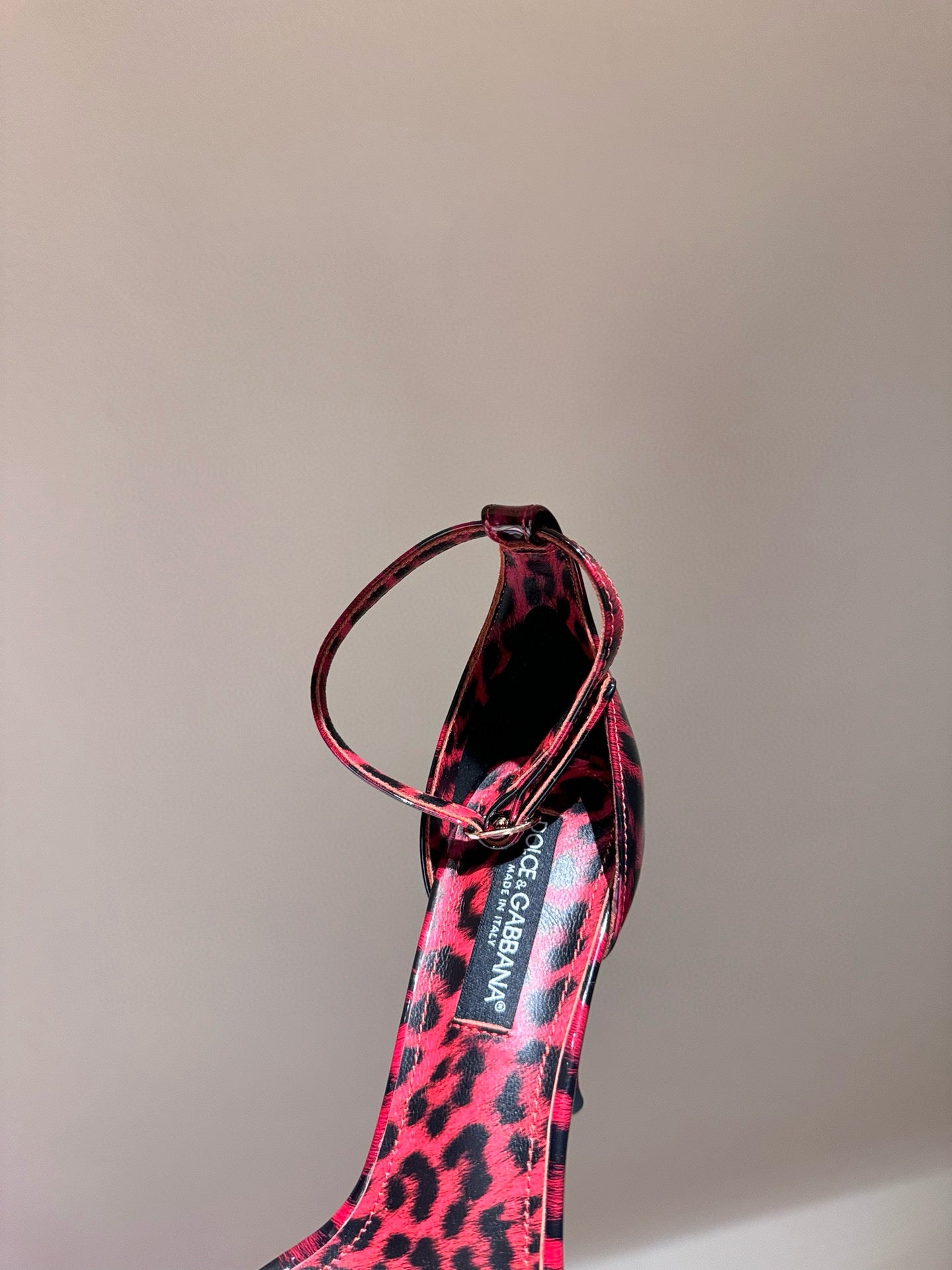 D&G HEELS