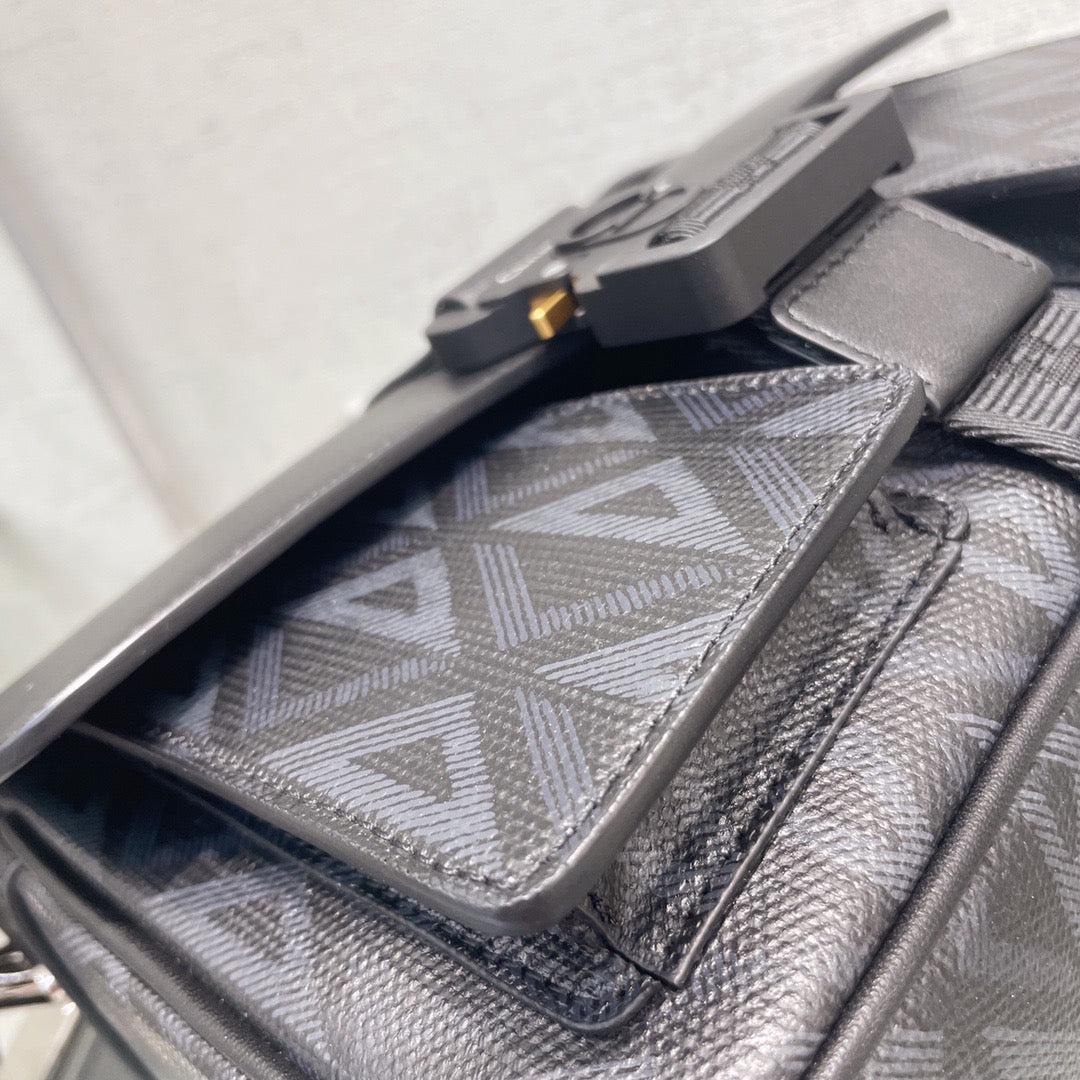 CD HIT THE ROAD BAG