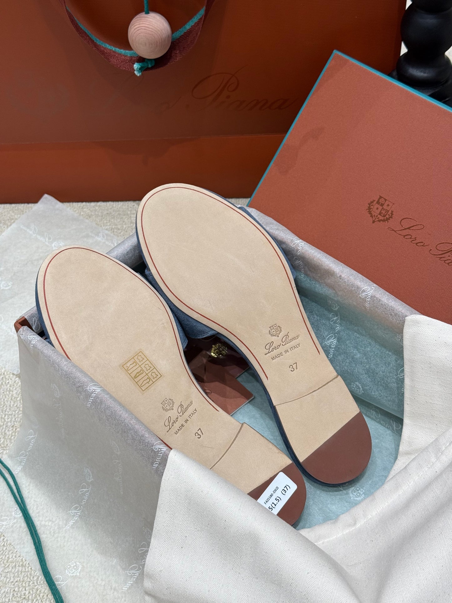 LORO P SUMMER CHARM SLIPPER