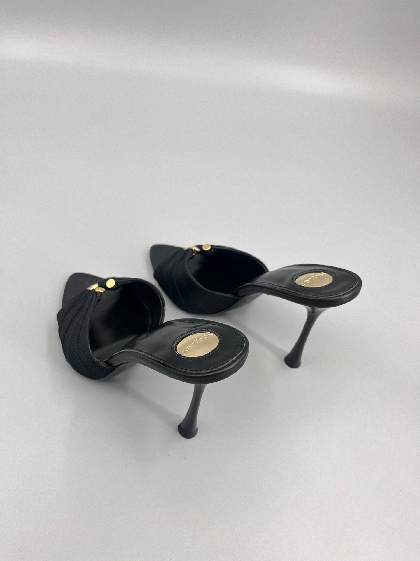 SL HEELS