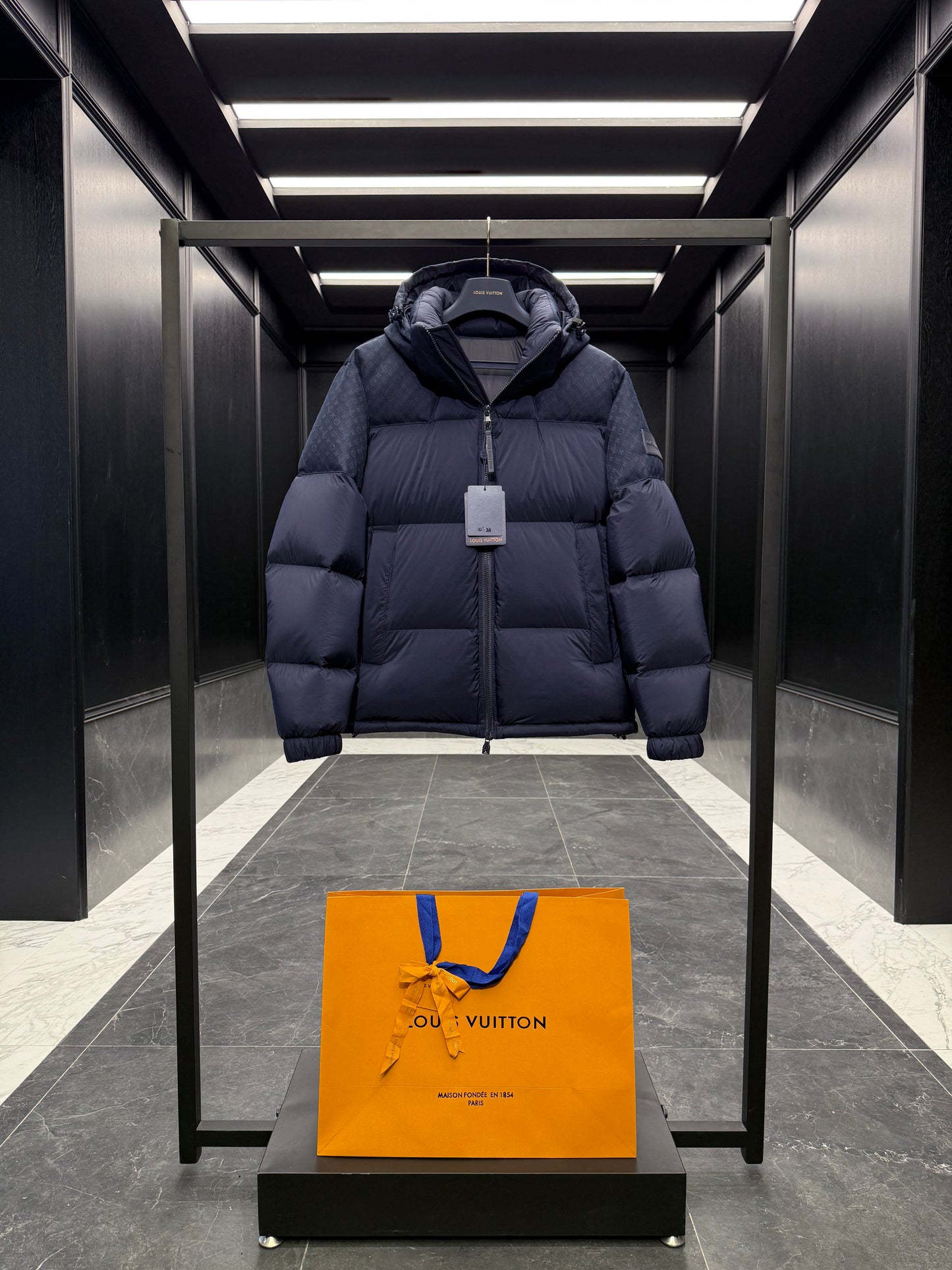 LOU PUFFER JACKET