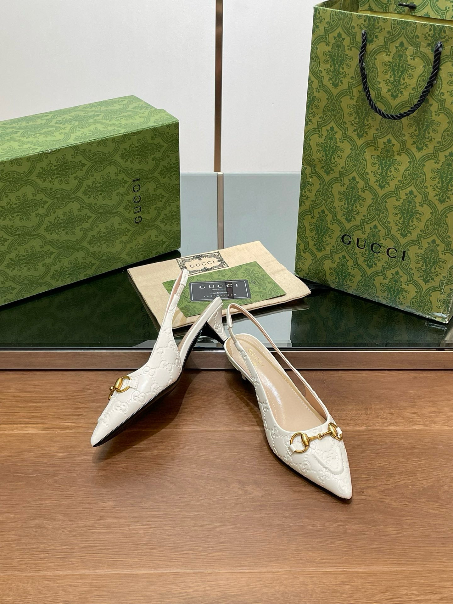 GG HEELS