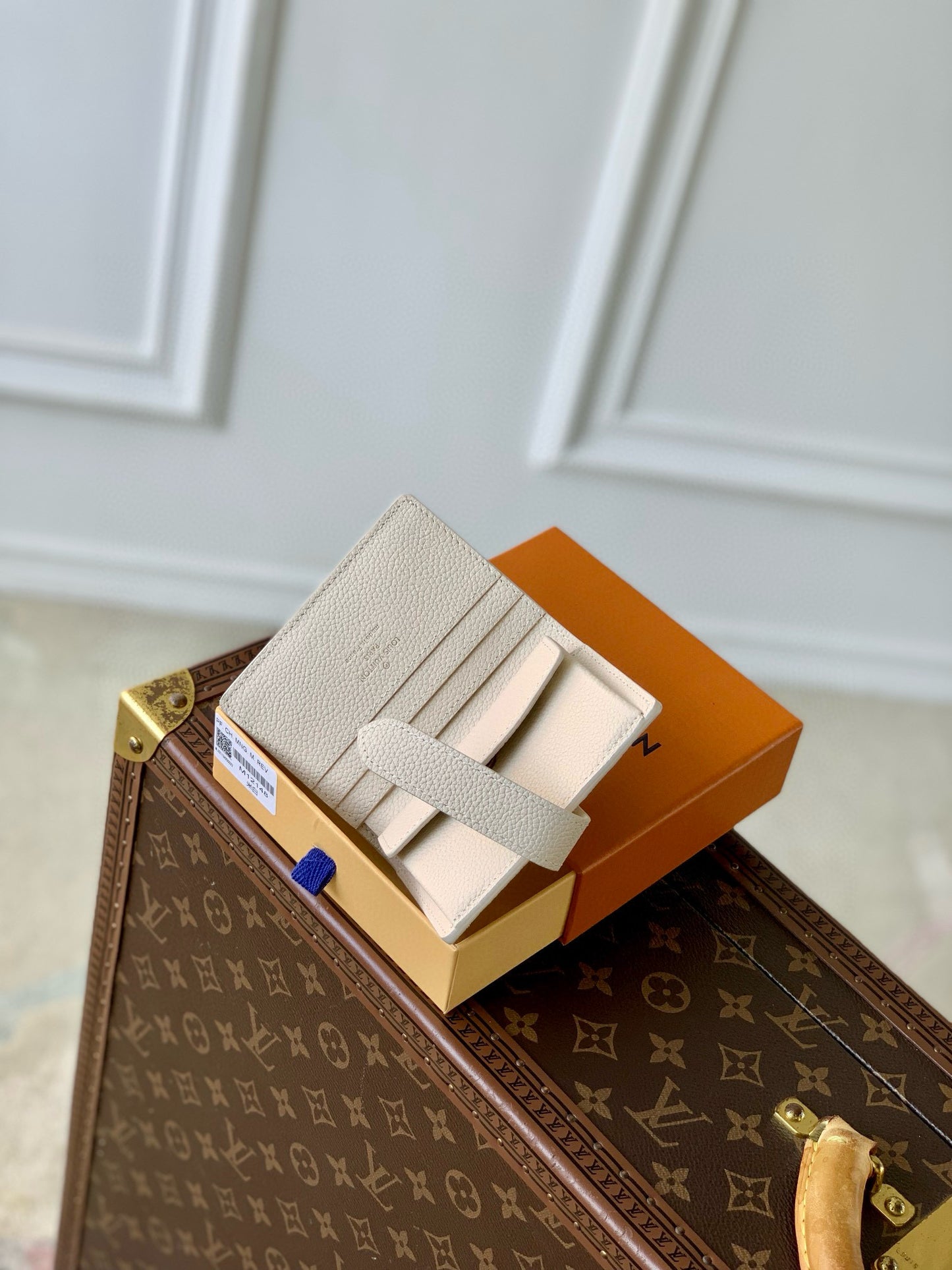 LOU LOW KEY COMPACT WALLET