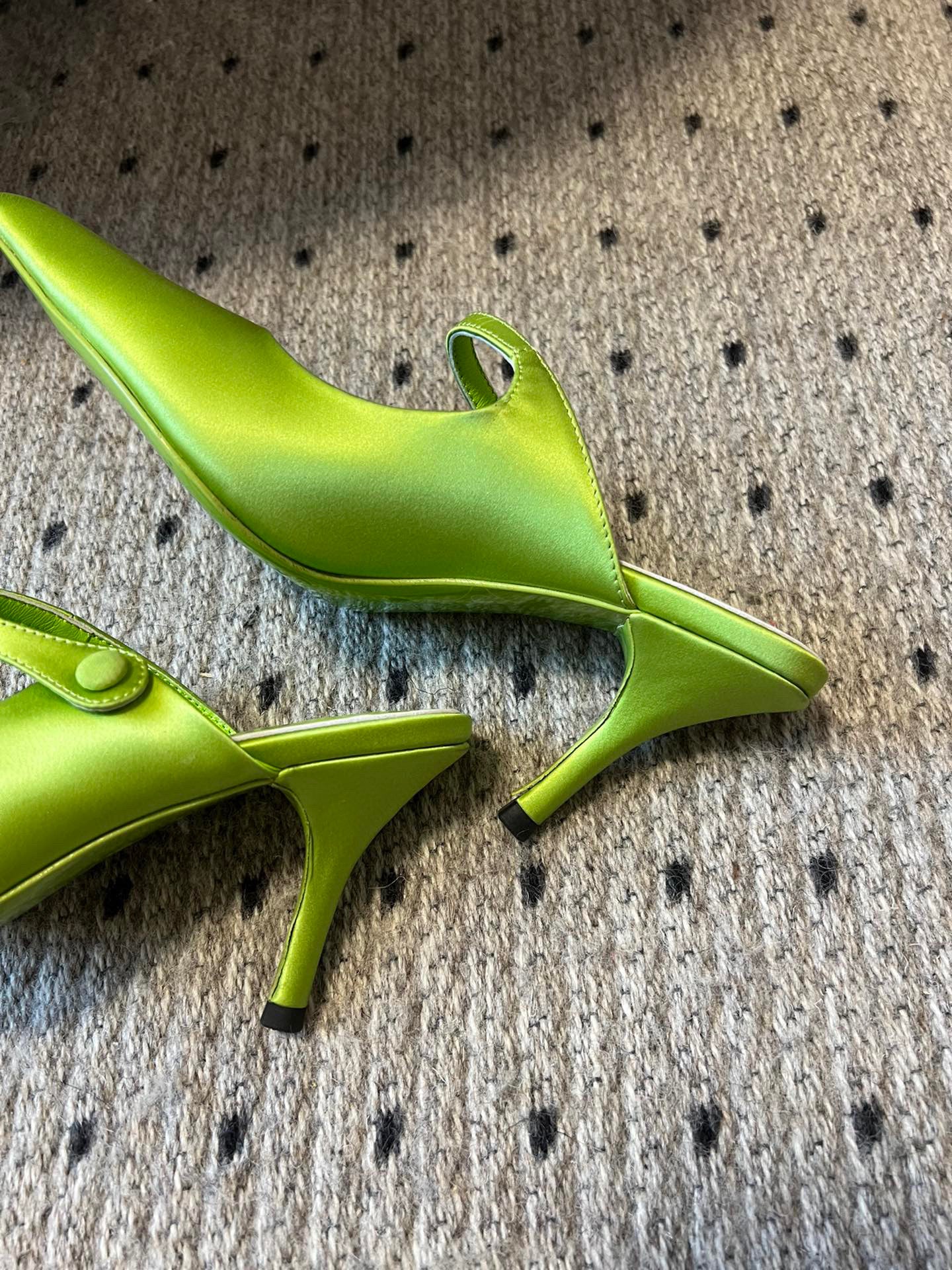 PD HEELS