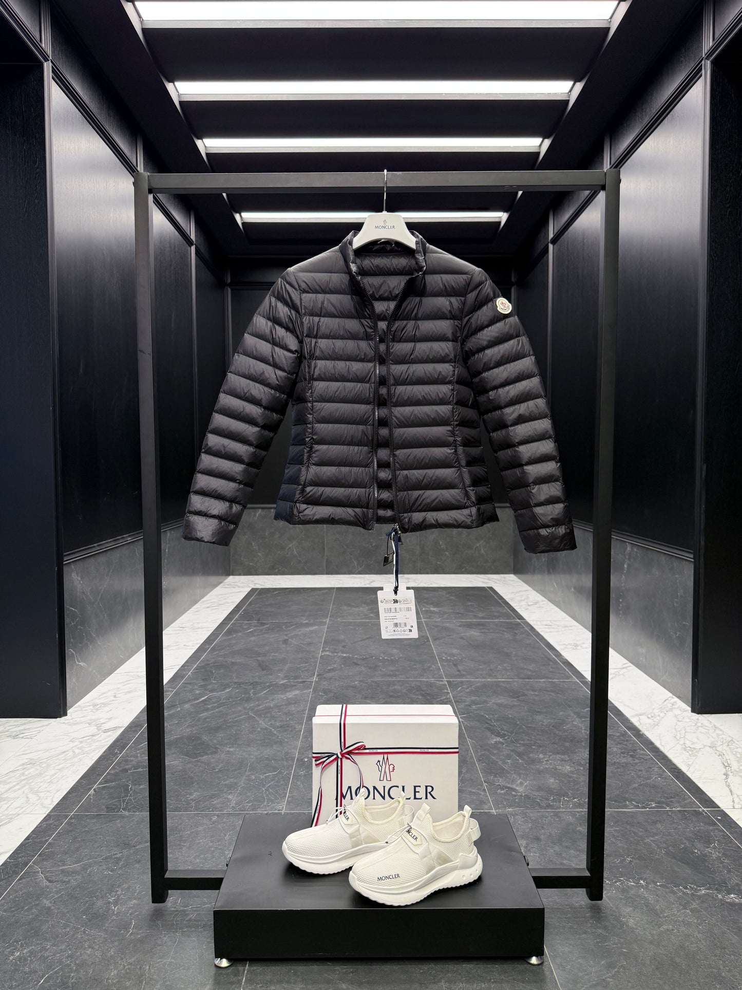 MONC IGELLE JACKET