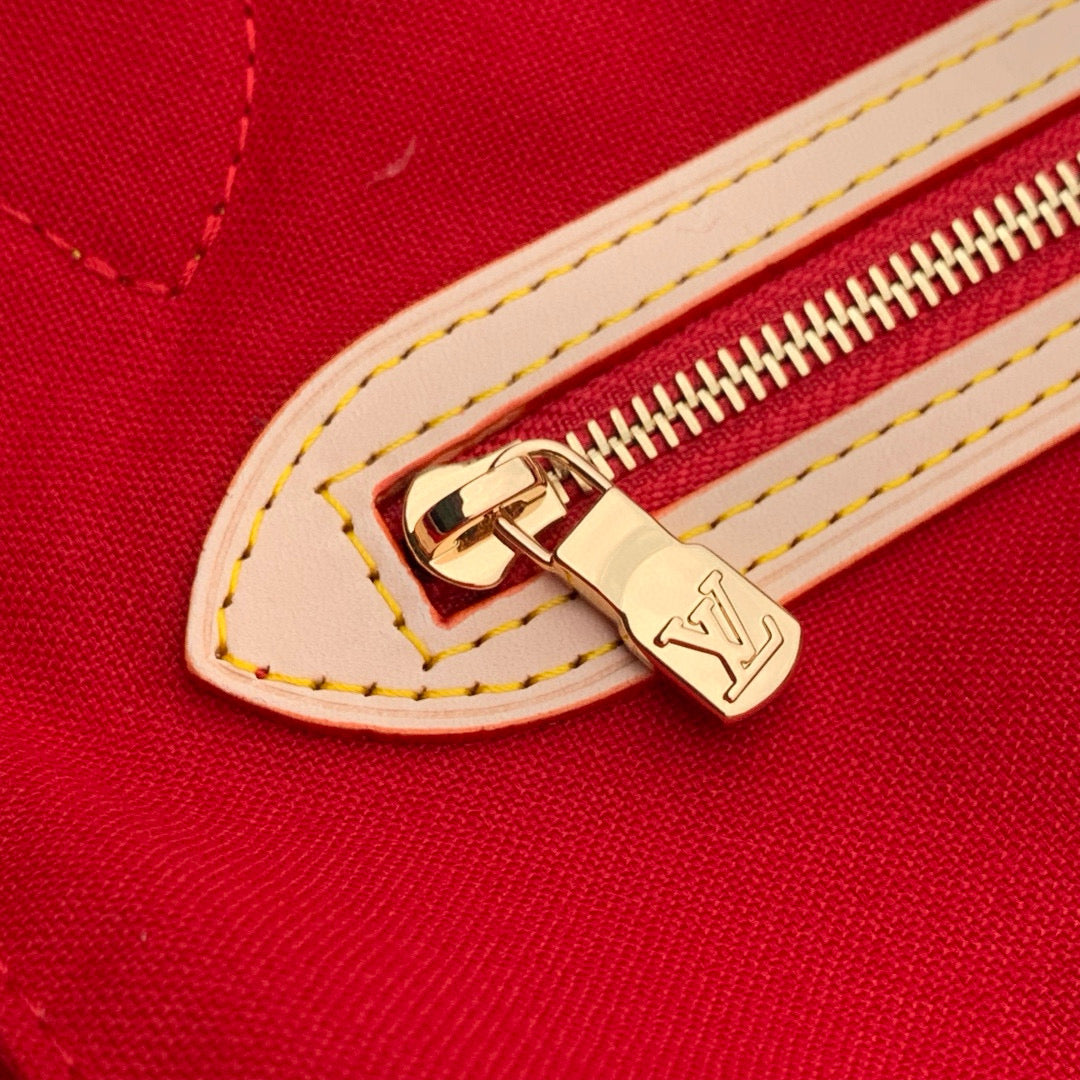 LOU x MURAKAMI NEVERFULL MM BAG