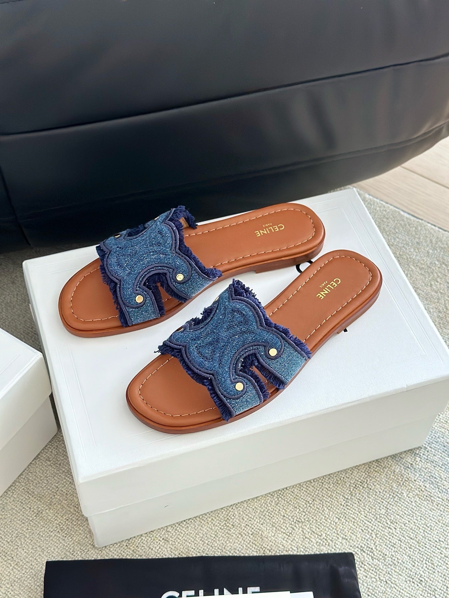 CEL SANDALS
