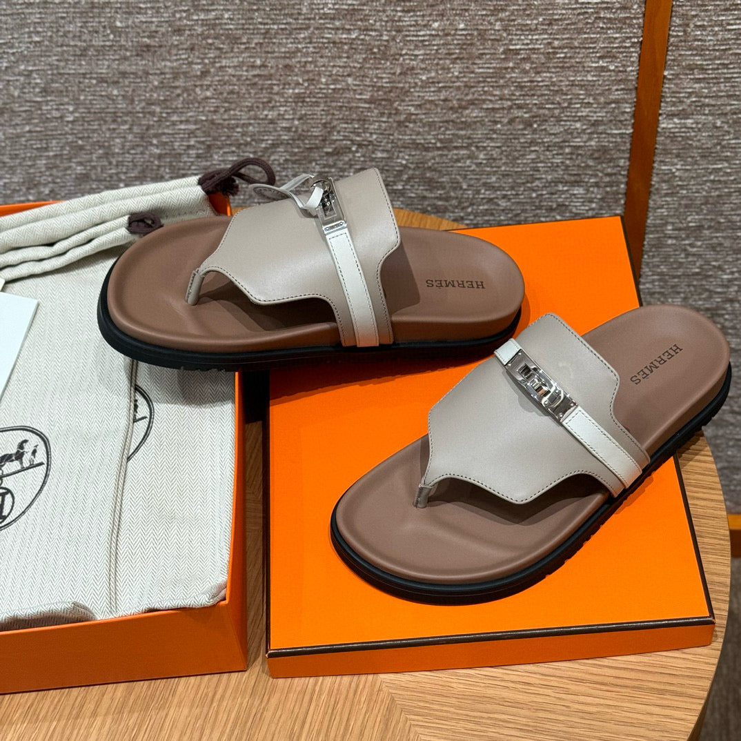 HERM EMPIRE SANDALS