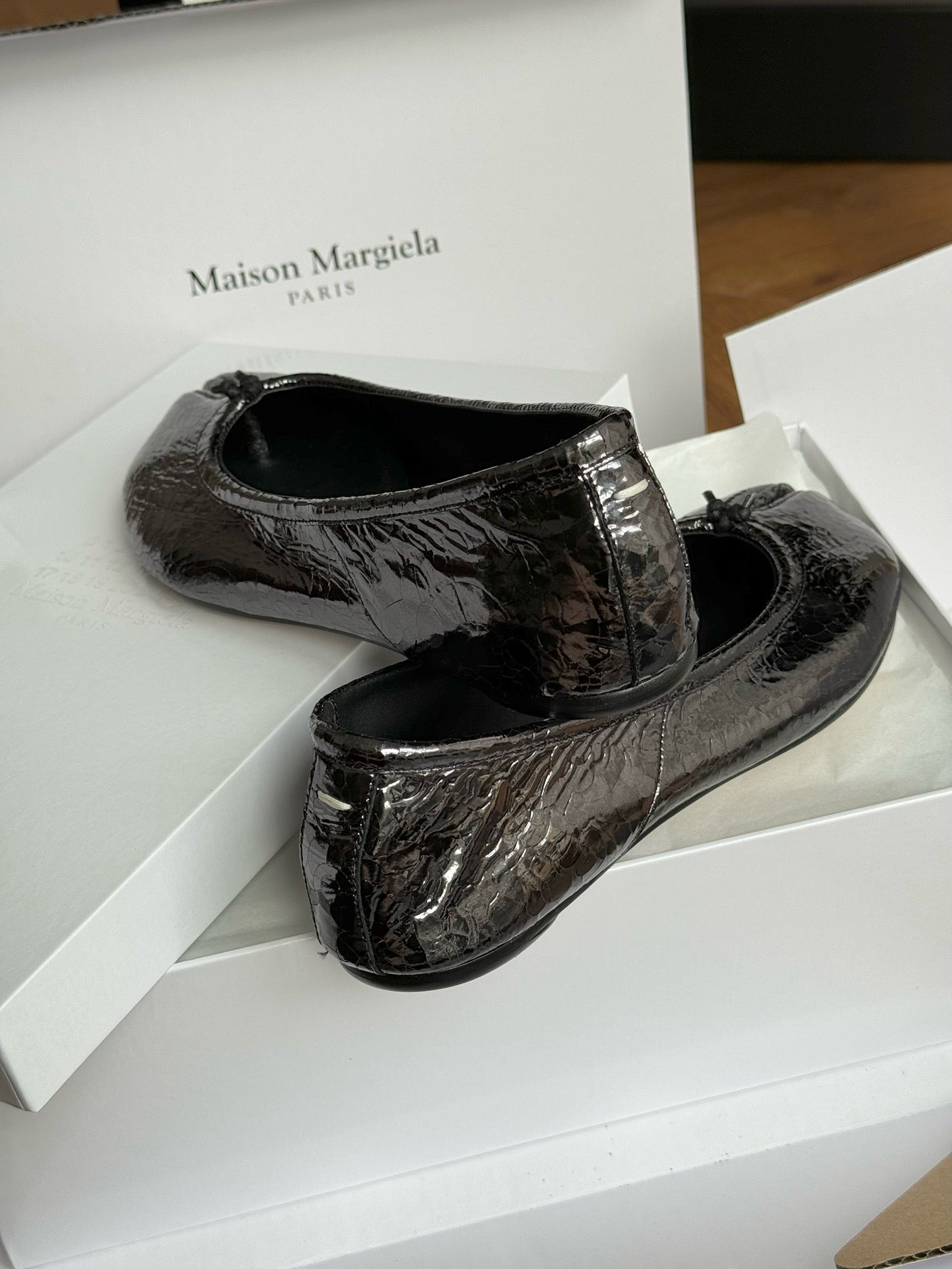 MAISON M TABI BALLET FLATS