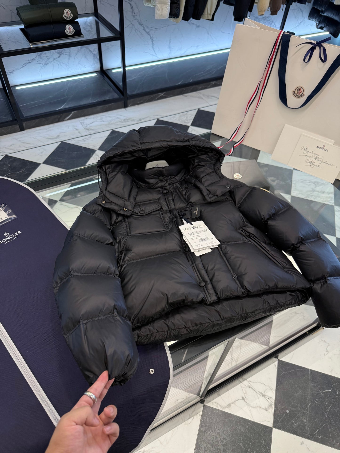 MONC EREA JACKET