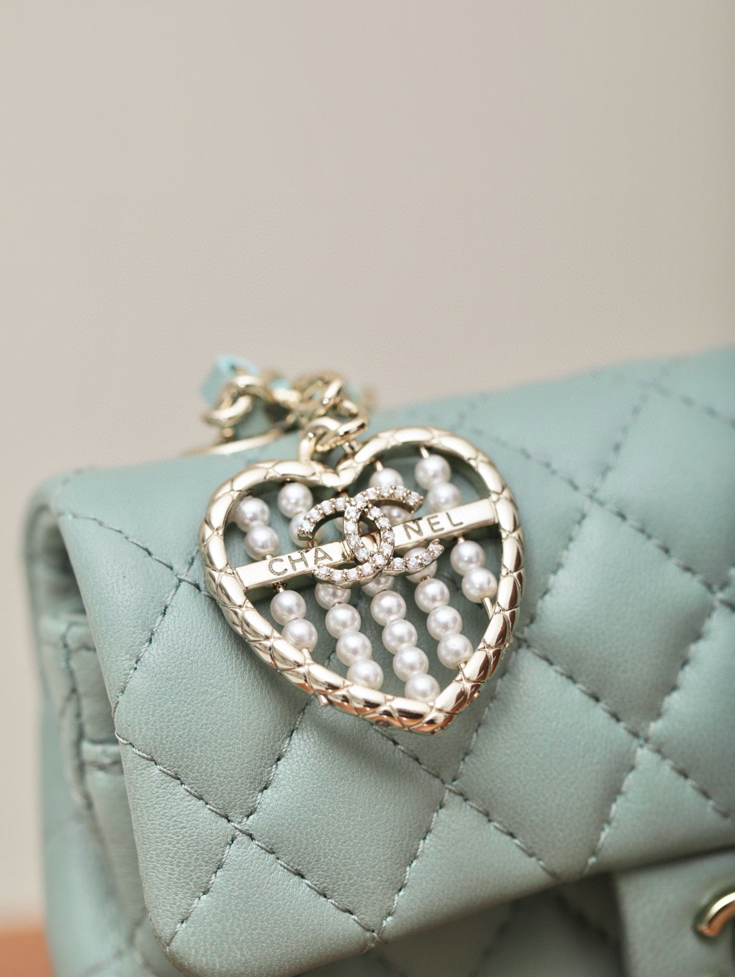CC 25A MINI CLASSIC FLAP BAG