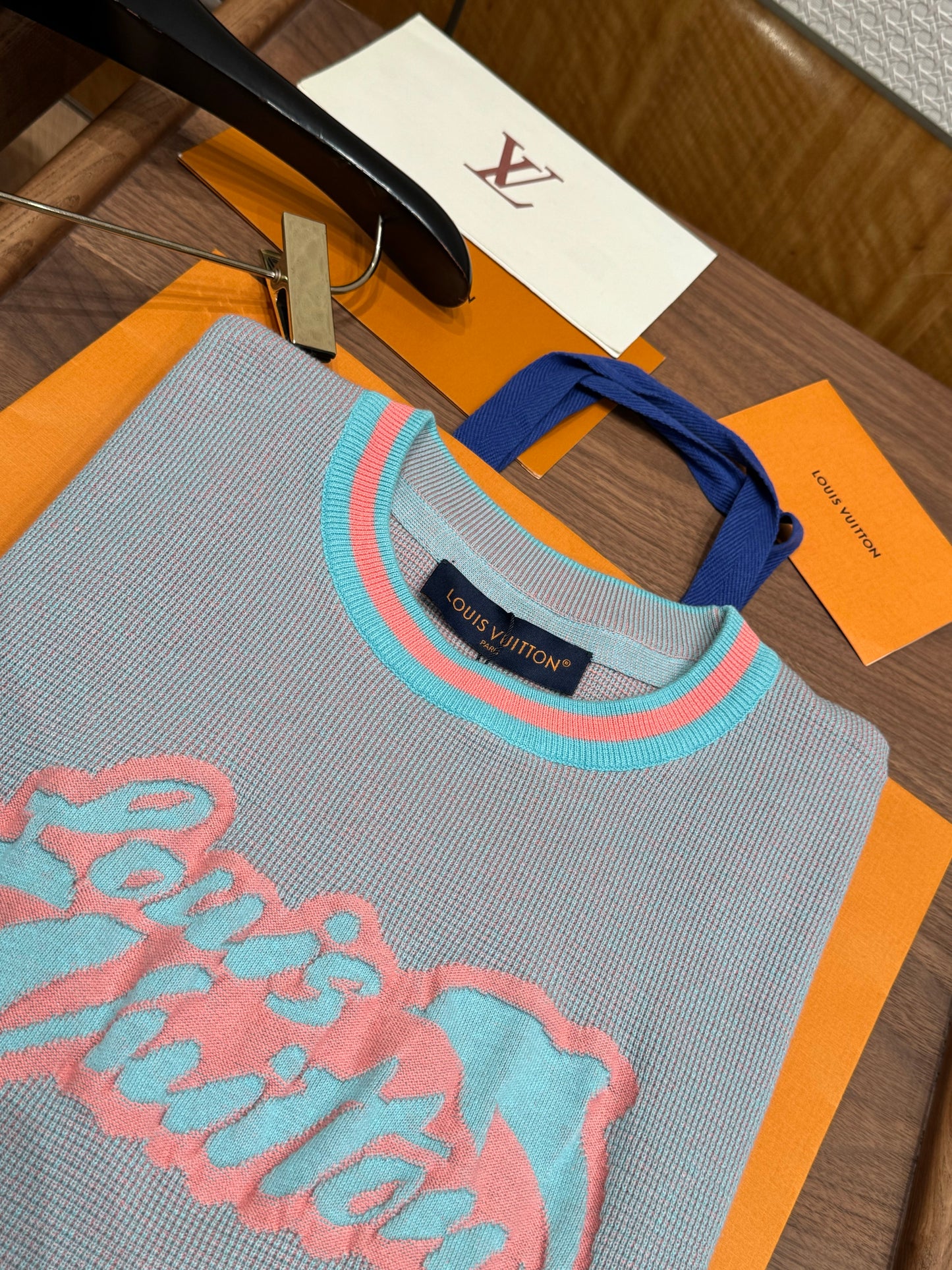 LOU T-SHIRT