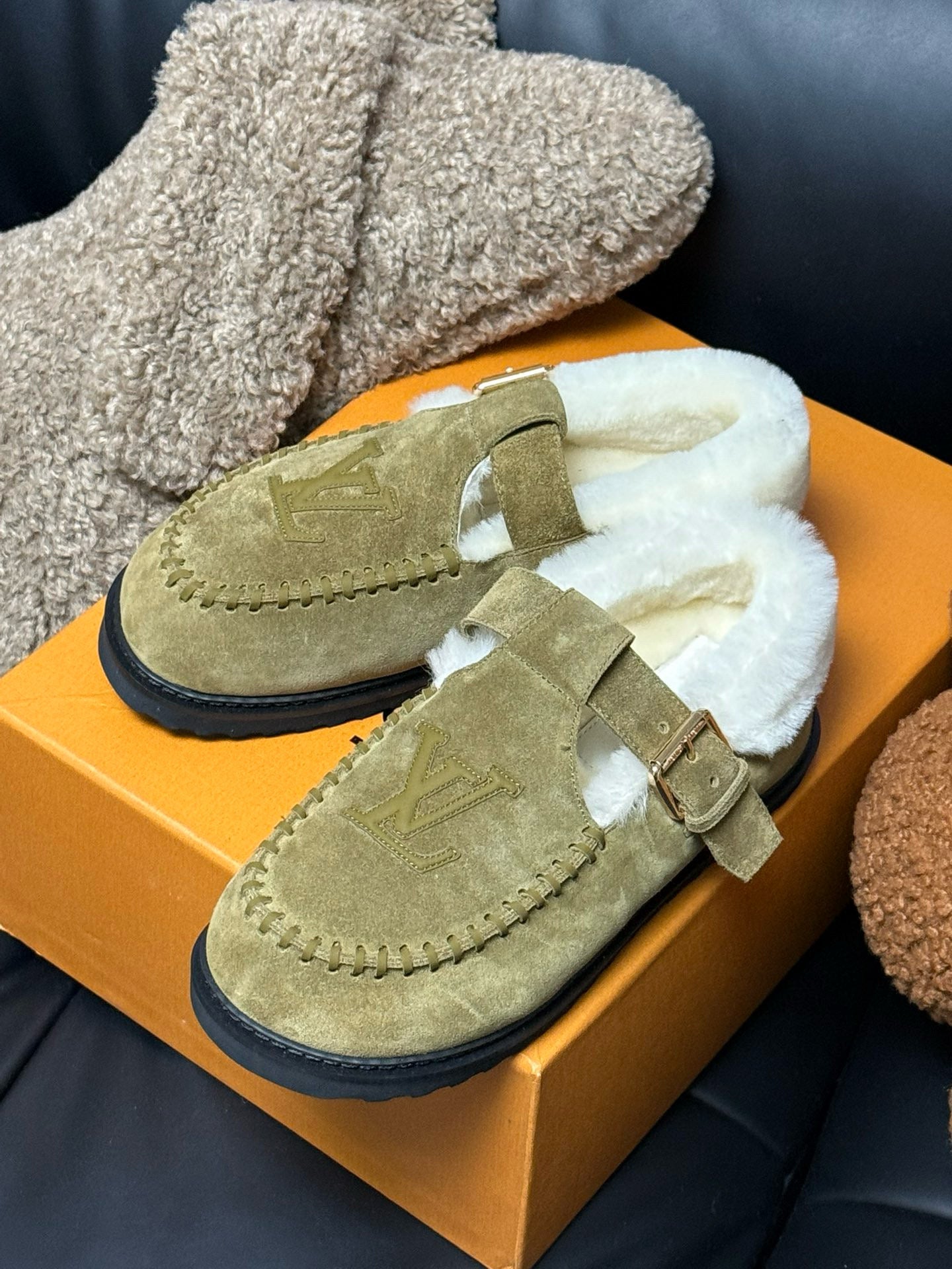 LOU COLORADO MARY JANES