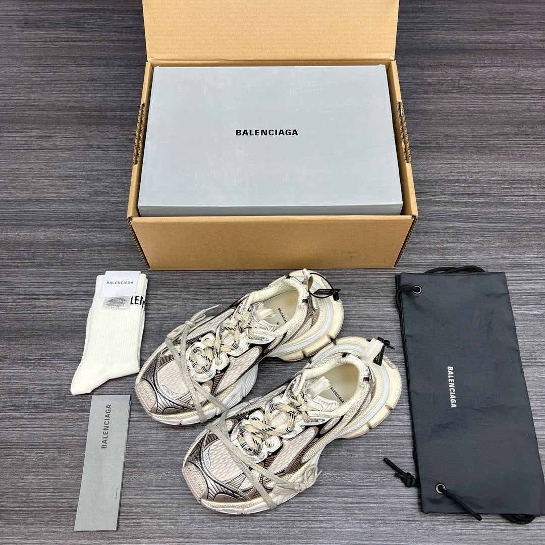 BAL 3XL TRAINERS