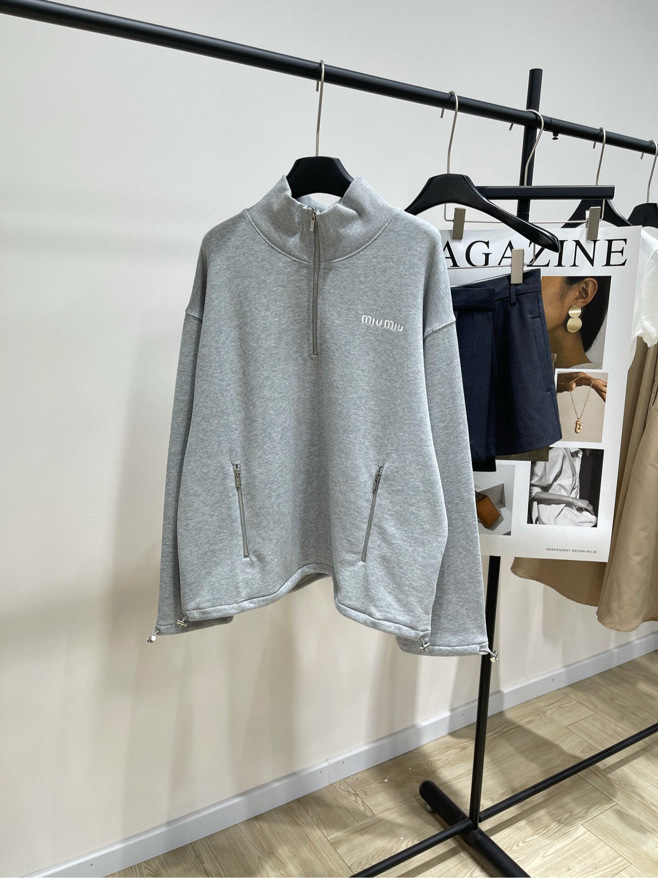 MIU M ZIP SWEATSHIRT