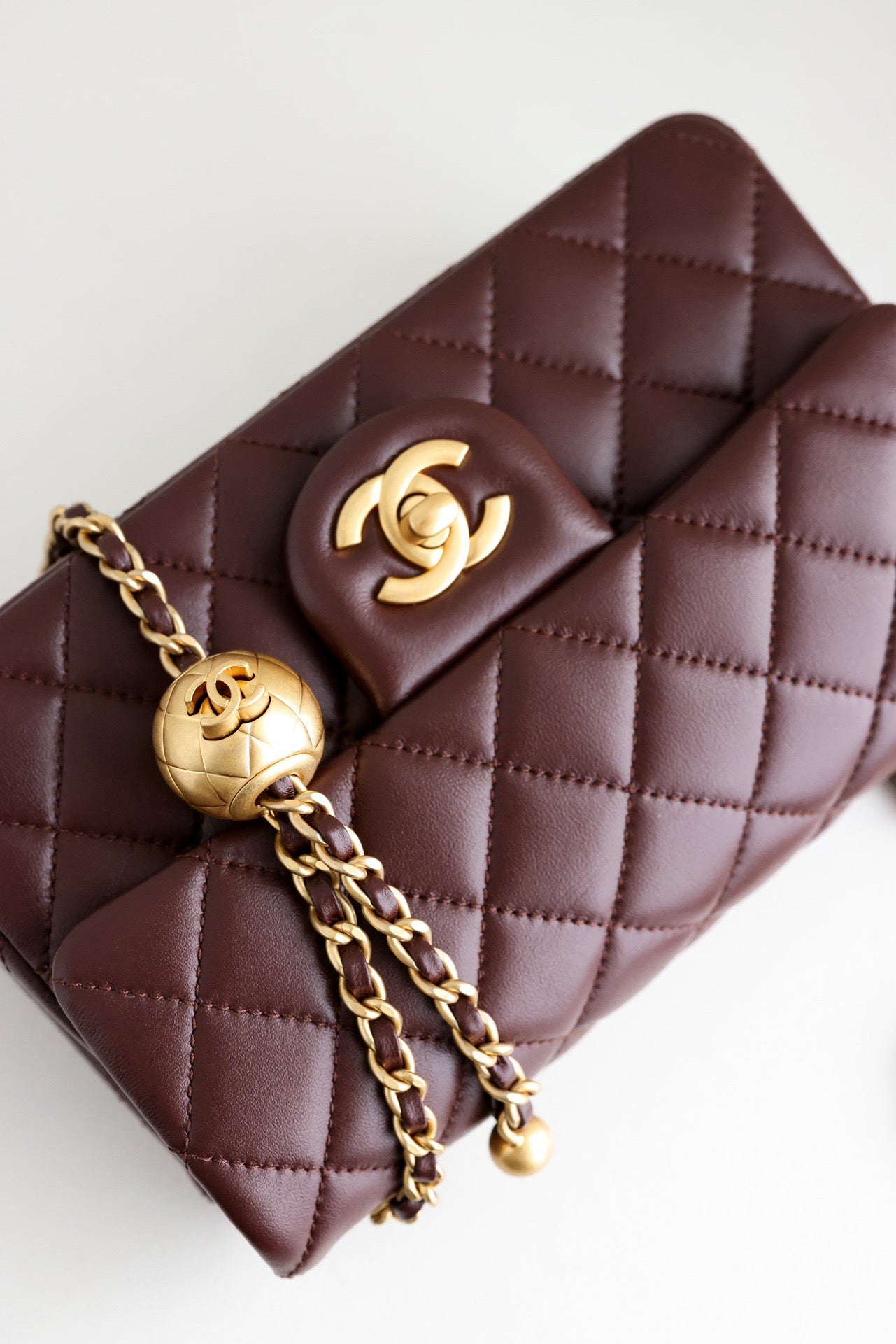 CC CLASSIC FLAP MINI BAG