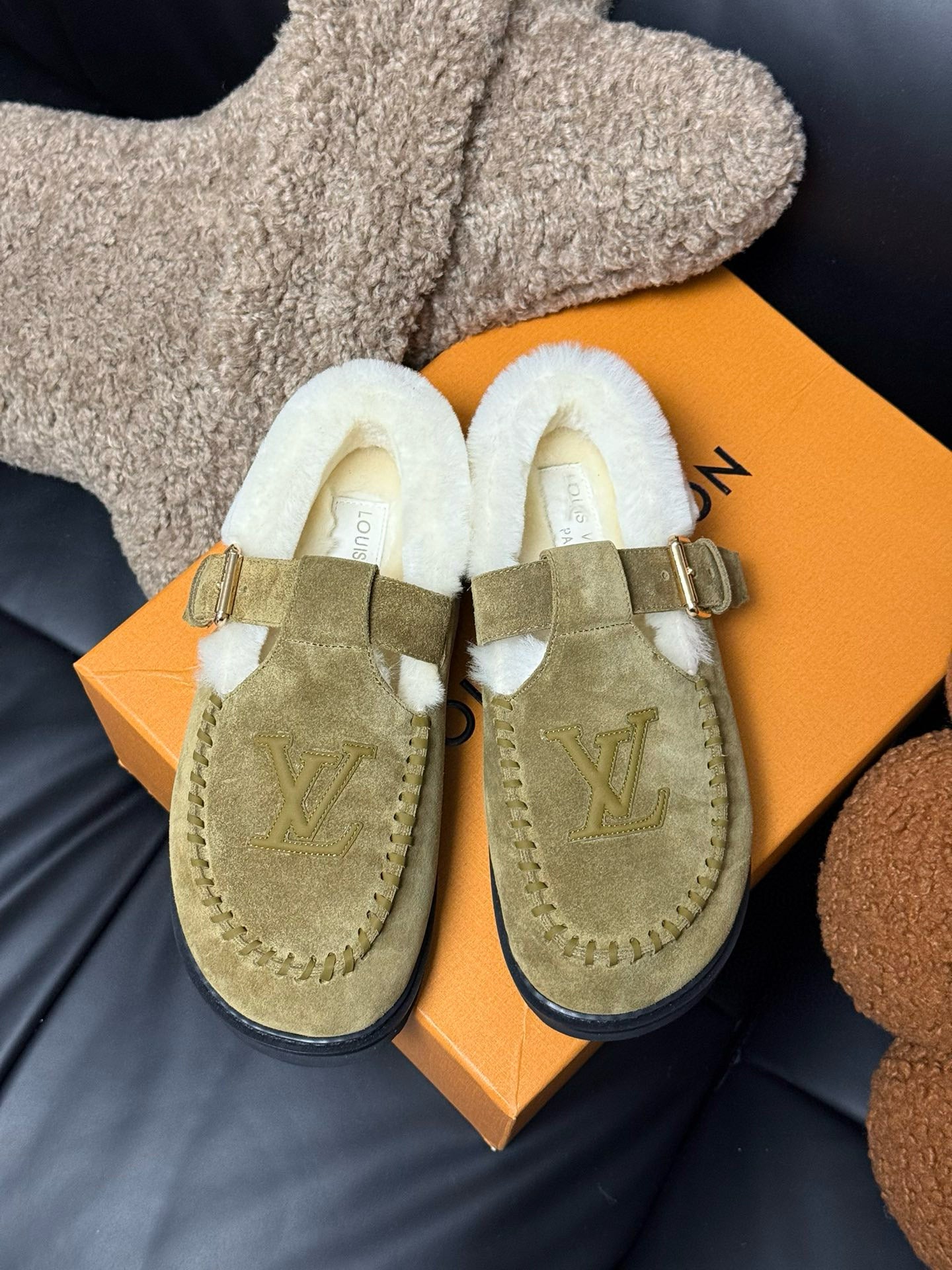 LOU COLORADO MARY JANES