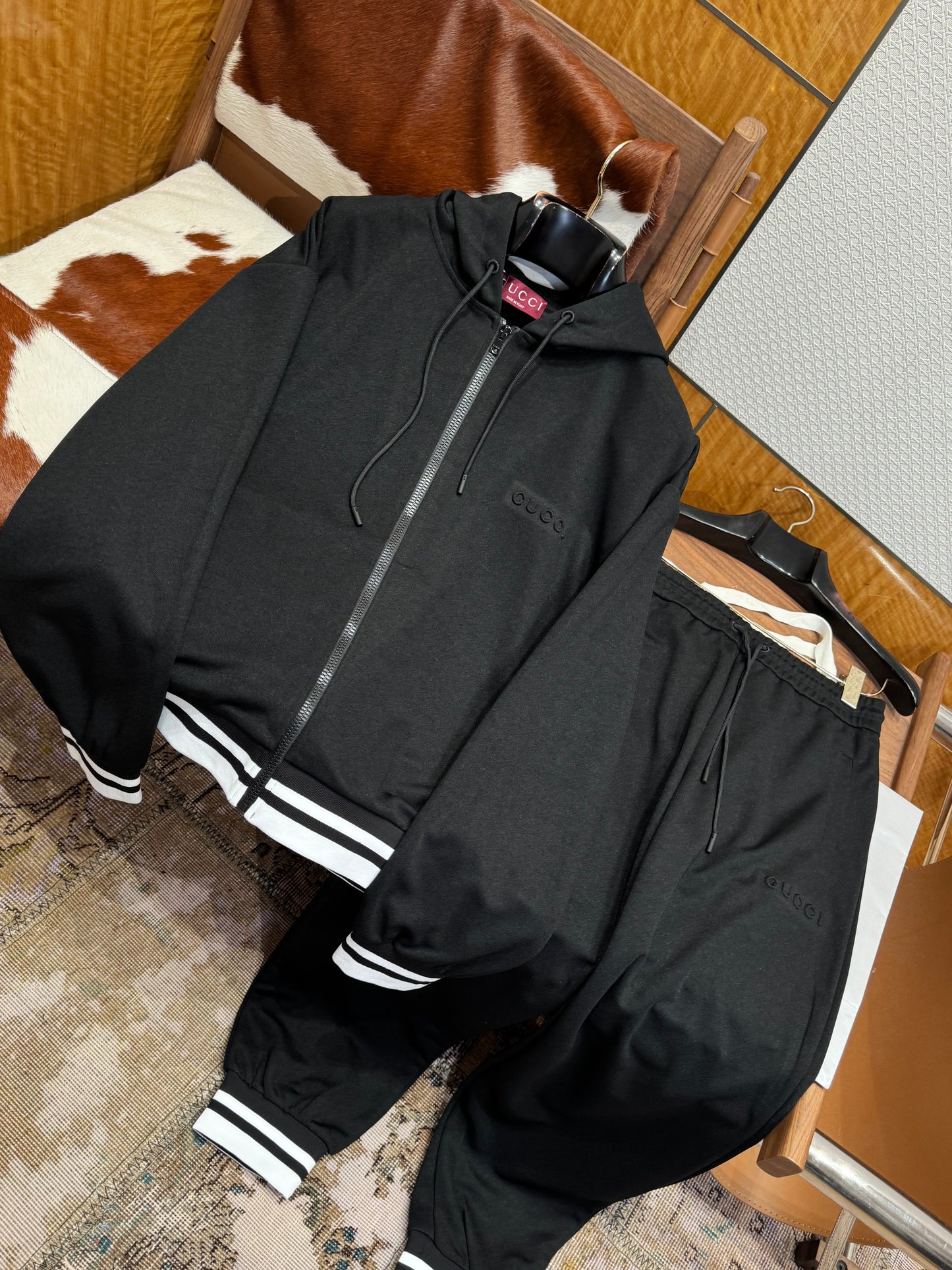 GG ZIP HOODIE