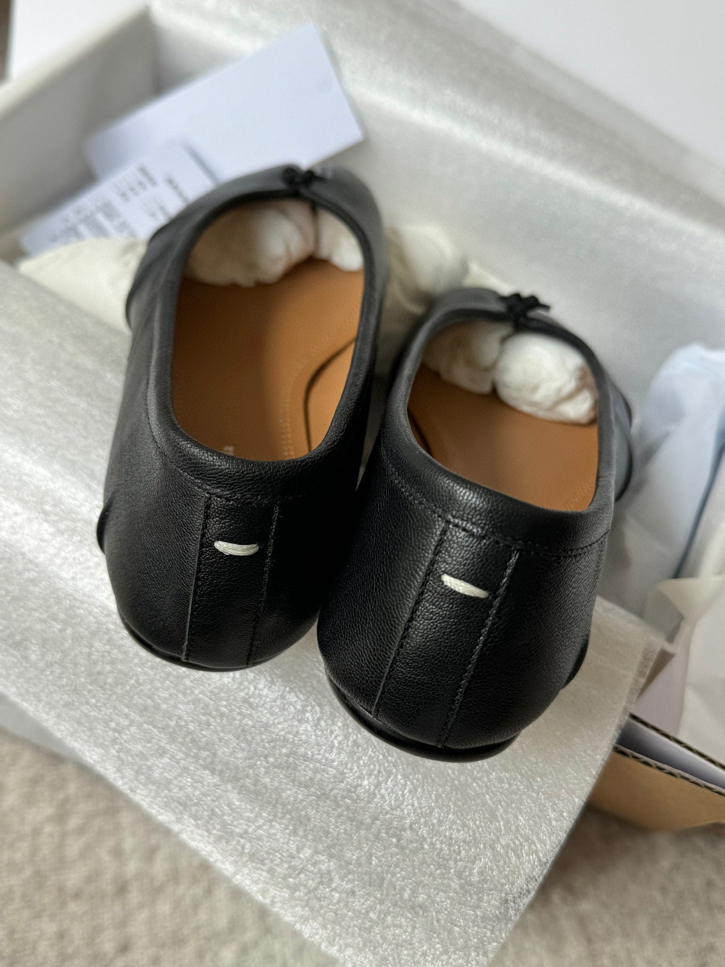 MAISON M TABI BALLET FLATS