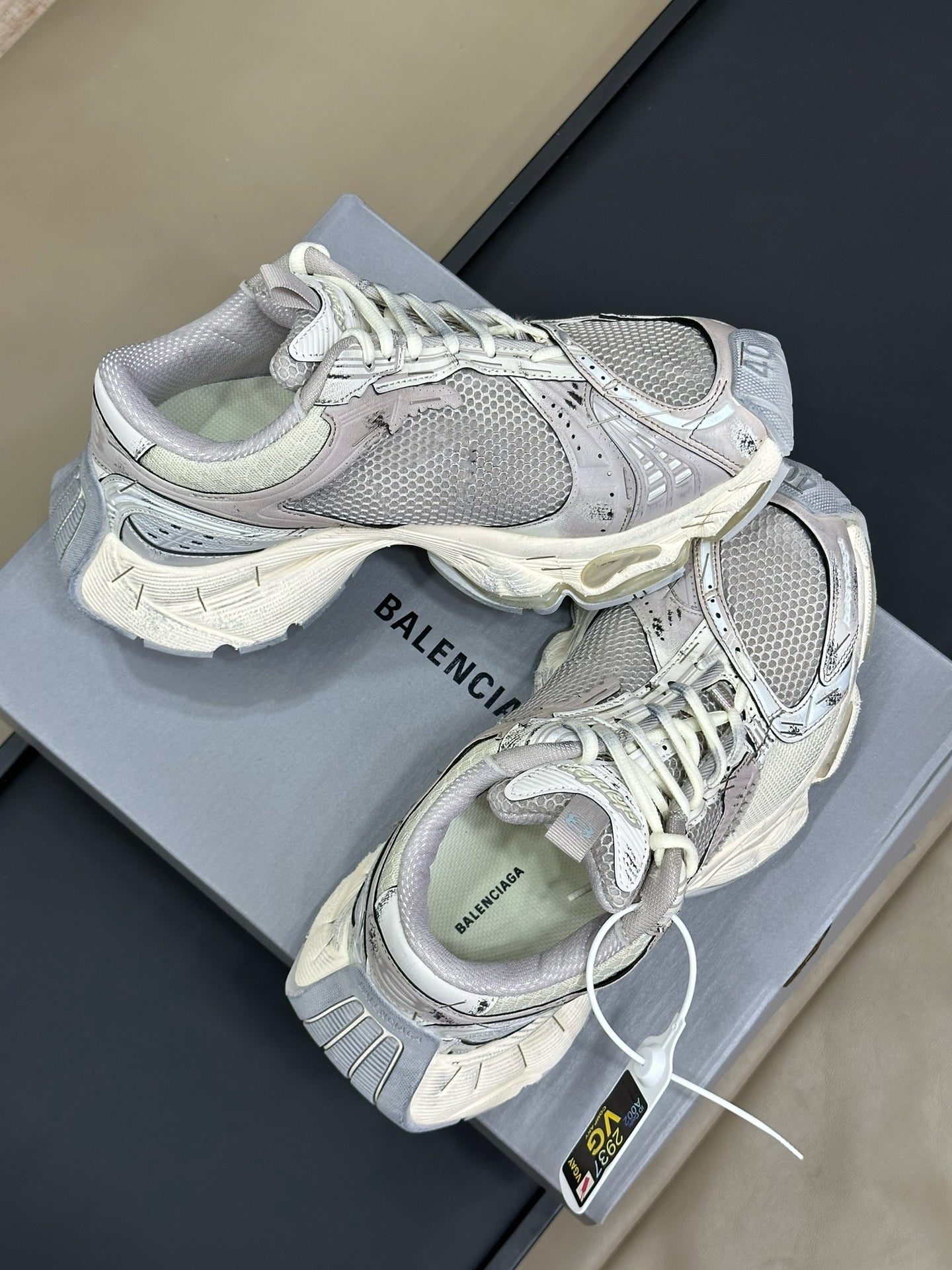BAL STAPLER TRAINERS