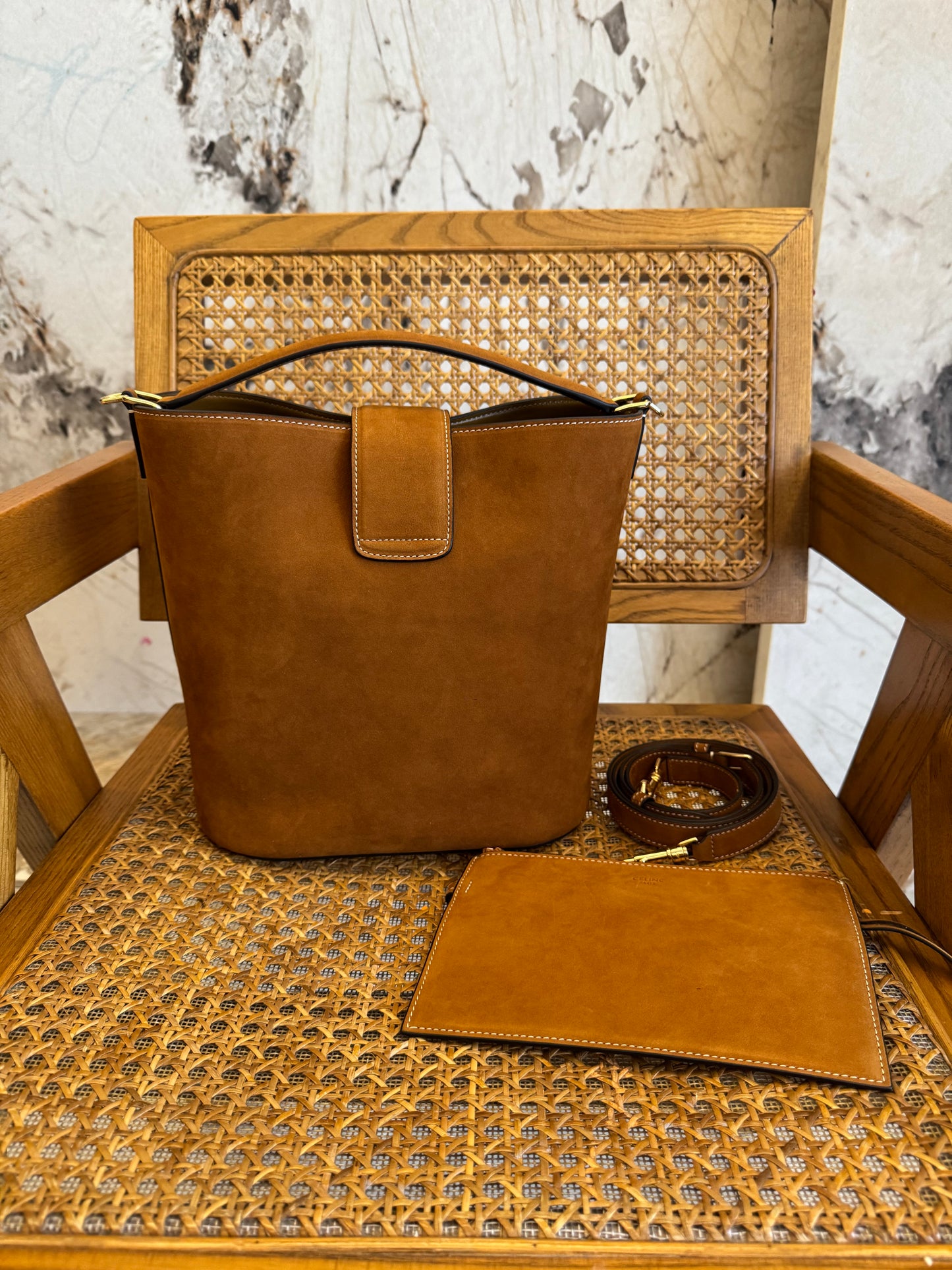 CEL MEDIUM BUCKET LOUISE BAG