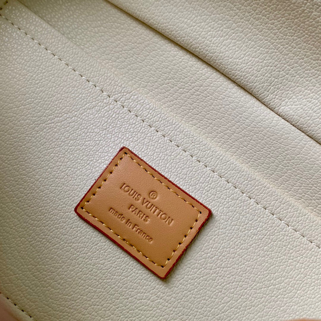 LOU LOCKER DOPP KIT