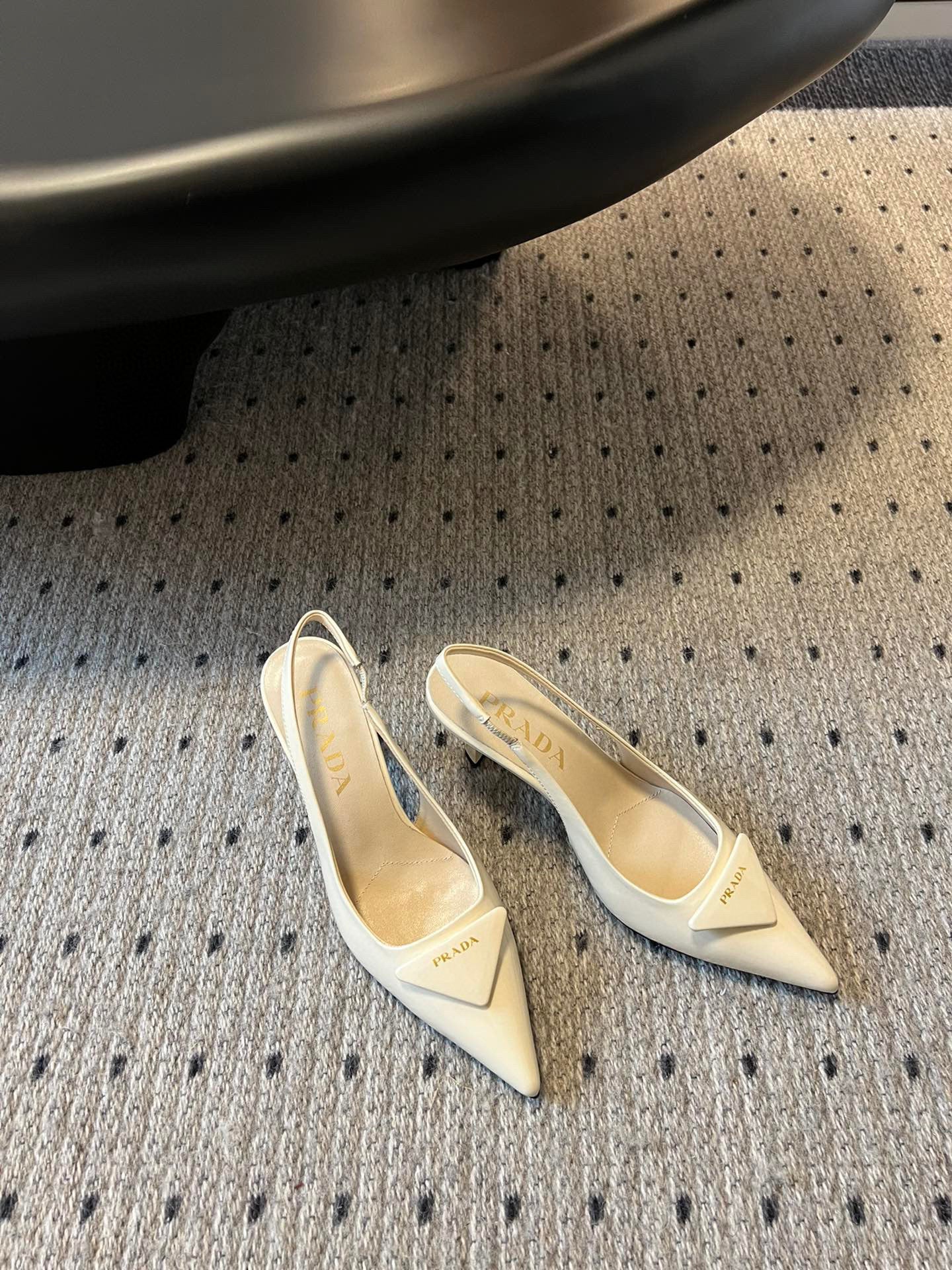 PD HEELS