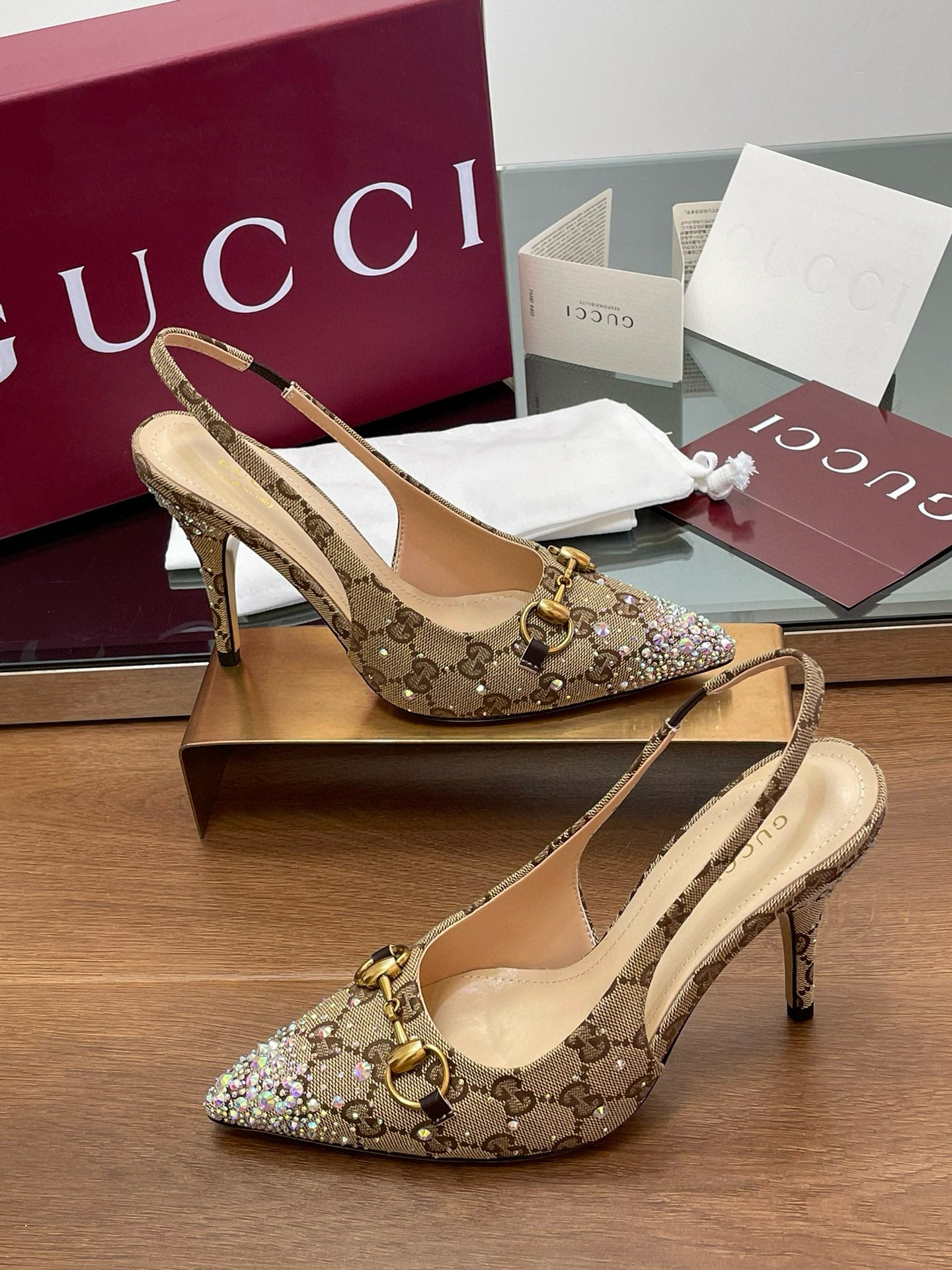 GG HEELS