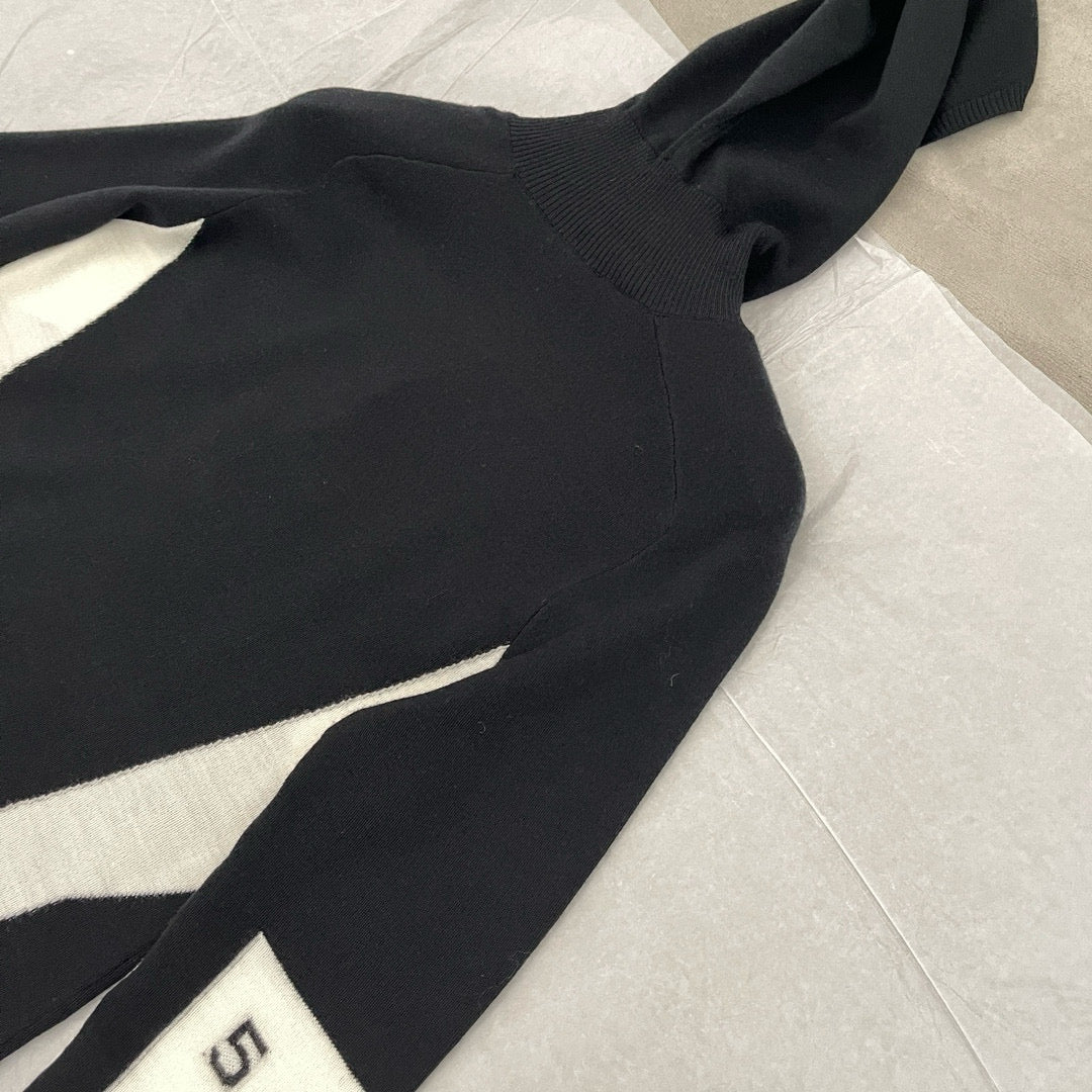 CC KNIT HOODIE