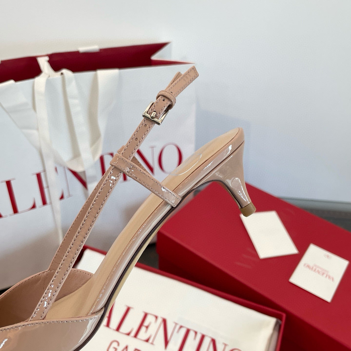 VAL HEELS