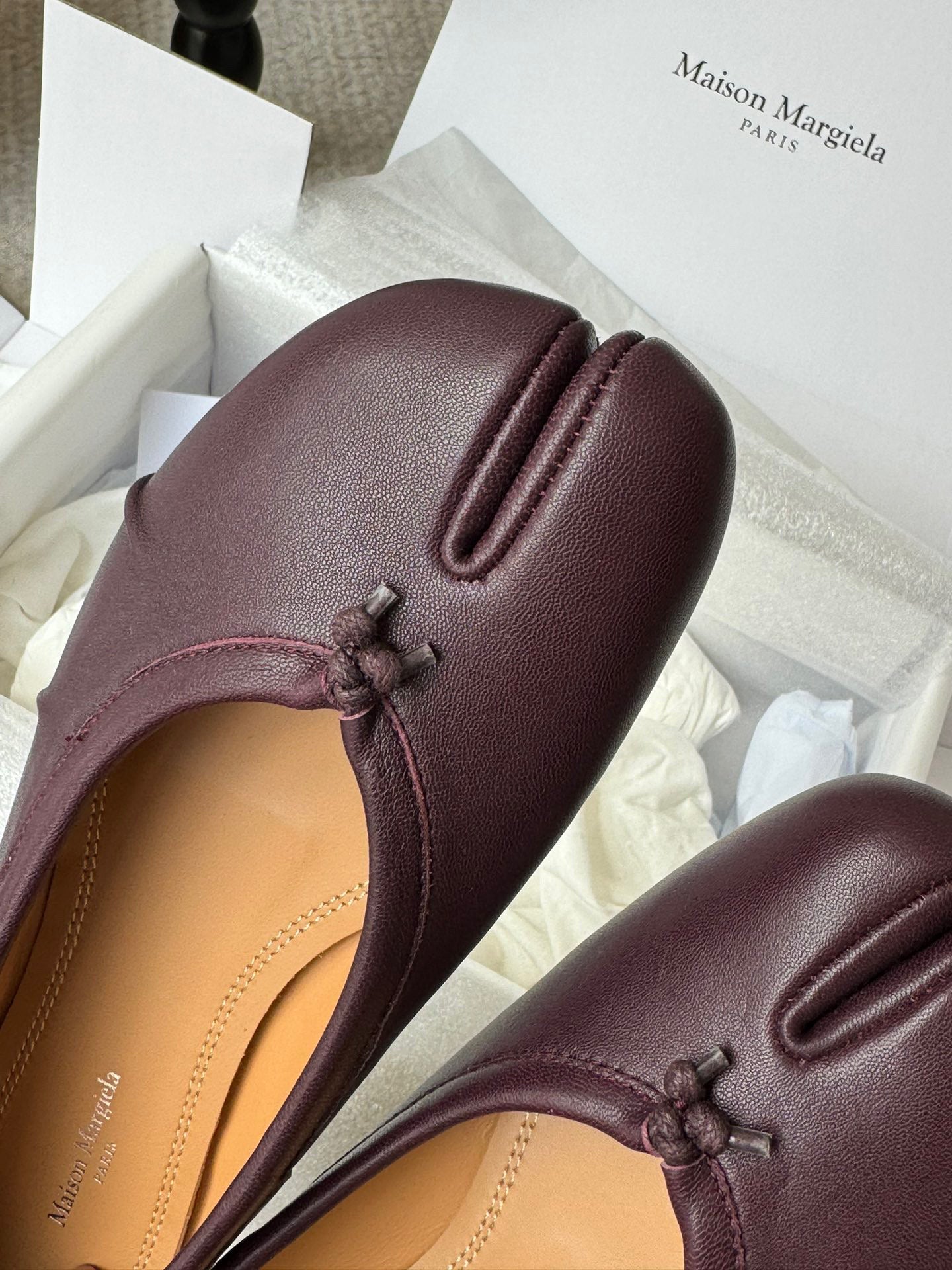 MAISON M TABI BALLET FLATS