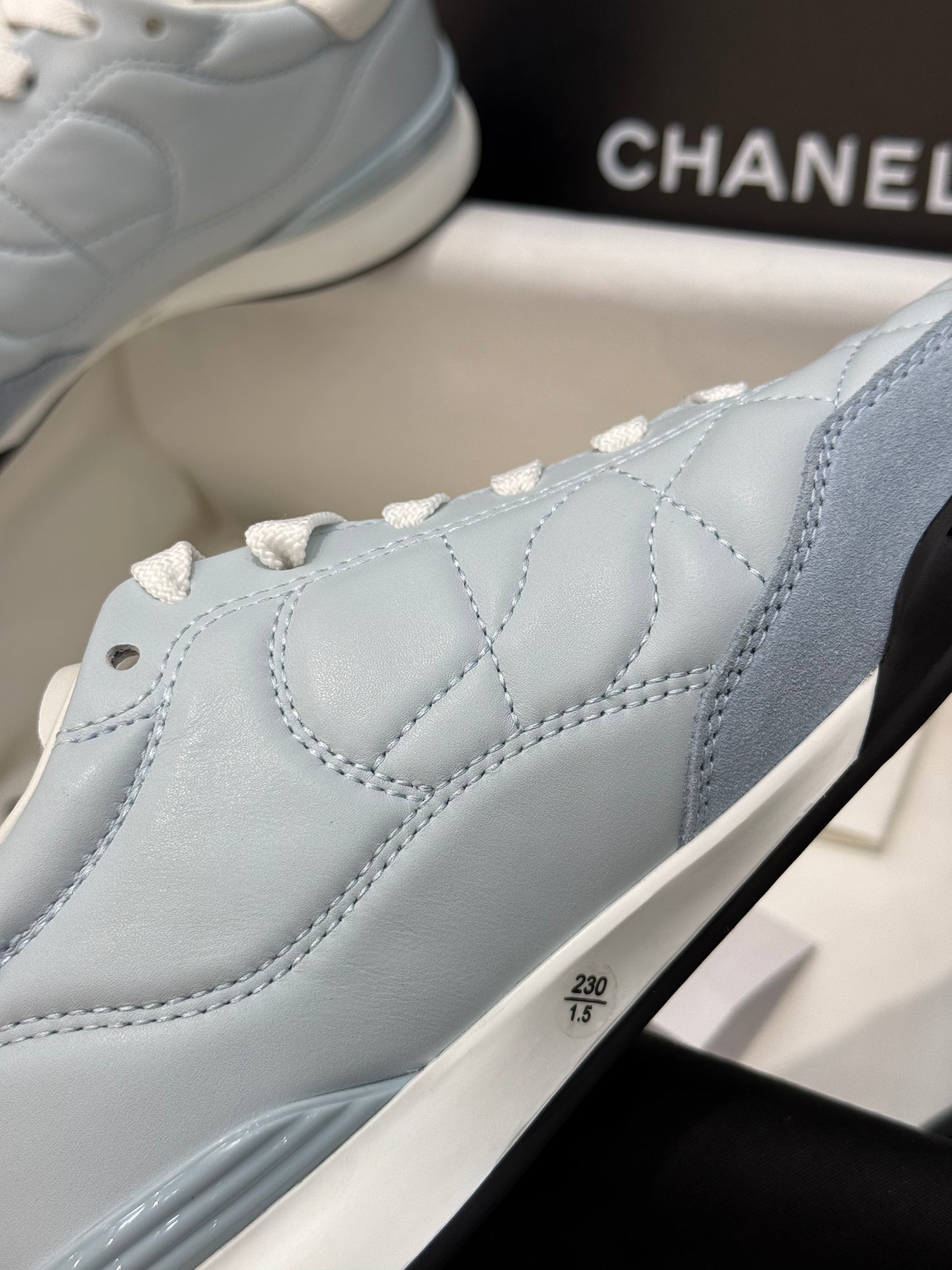 CC SNEAKER