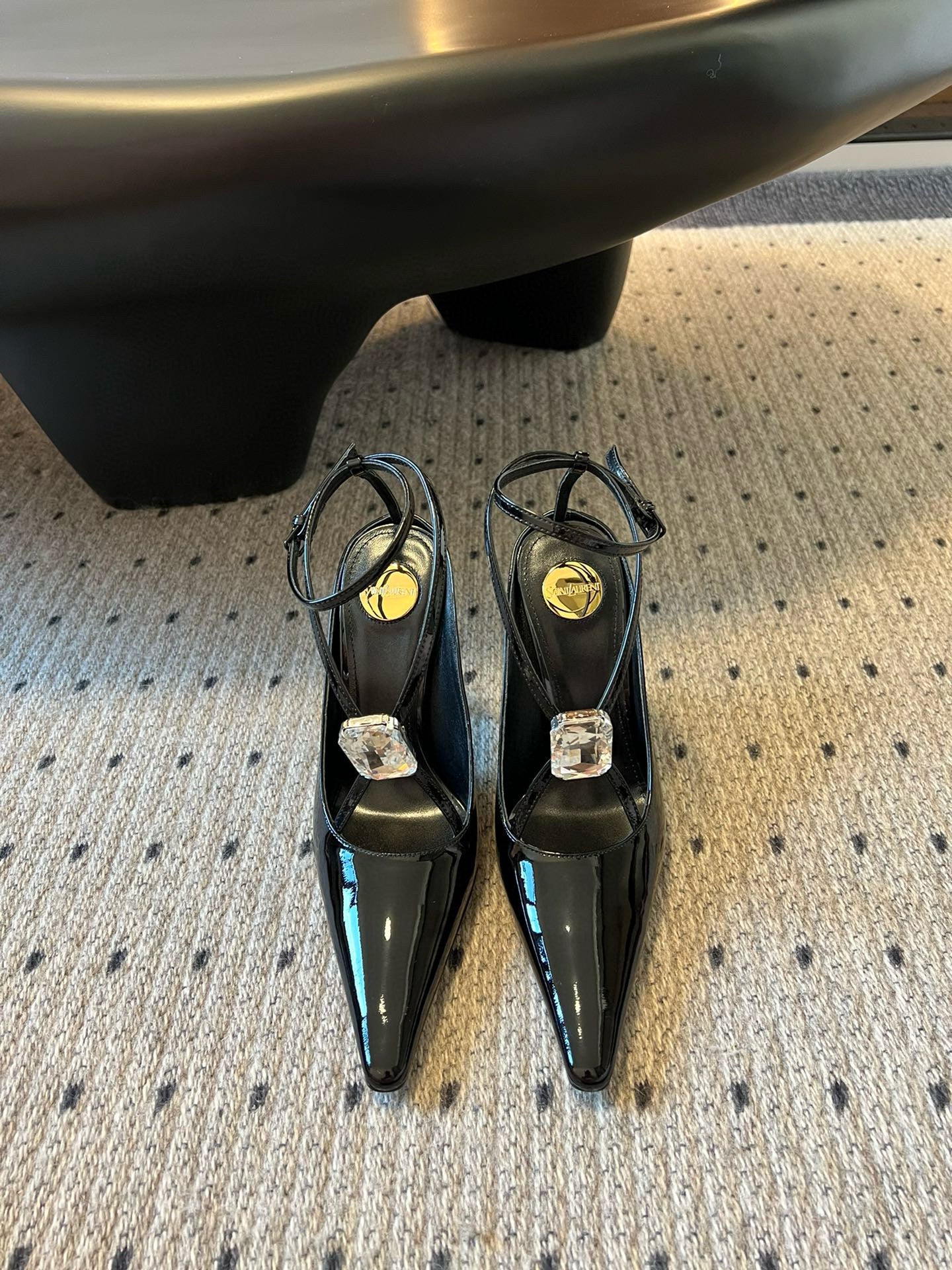 SL HEELS