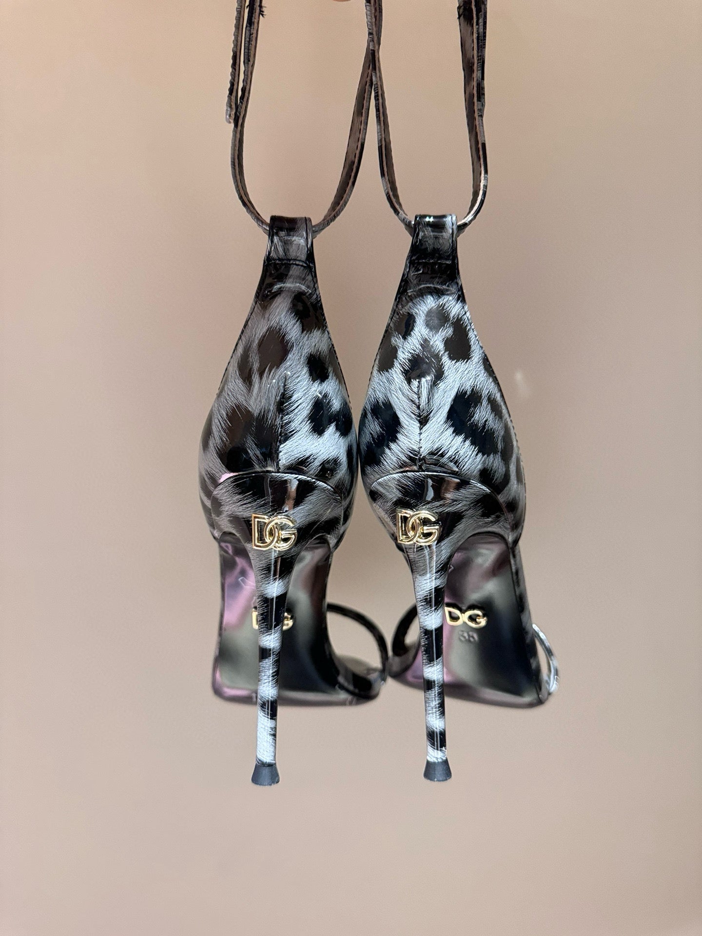 D&G HEELS