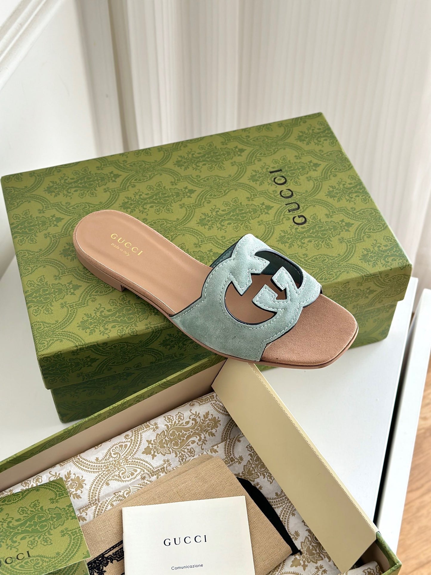 GG CUT OUT SANDALS