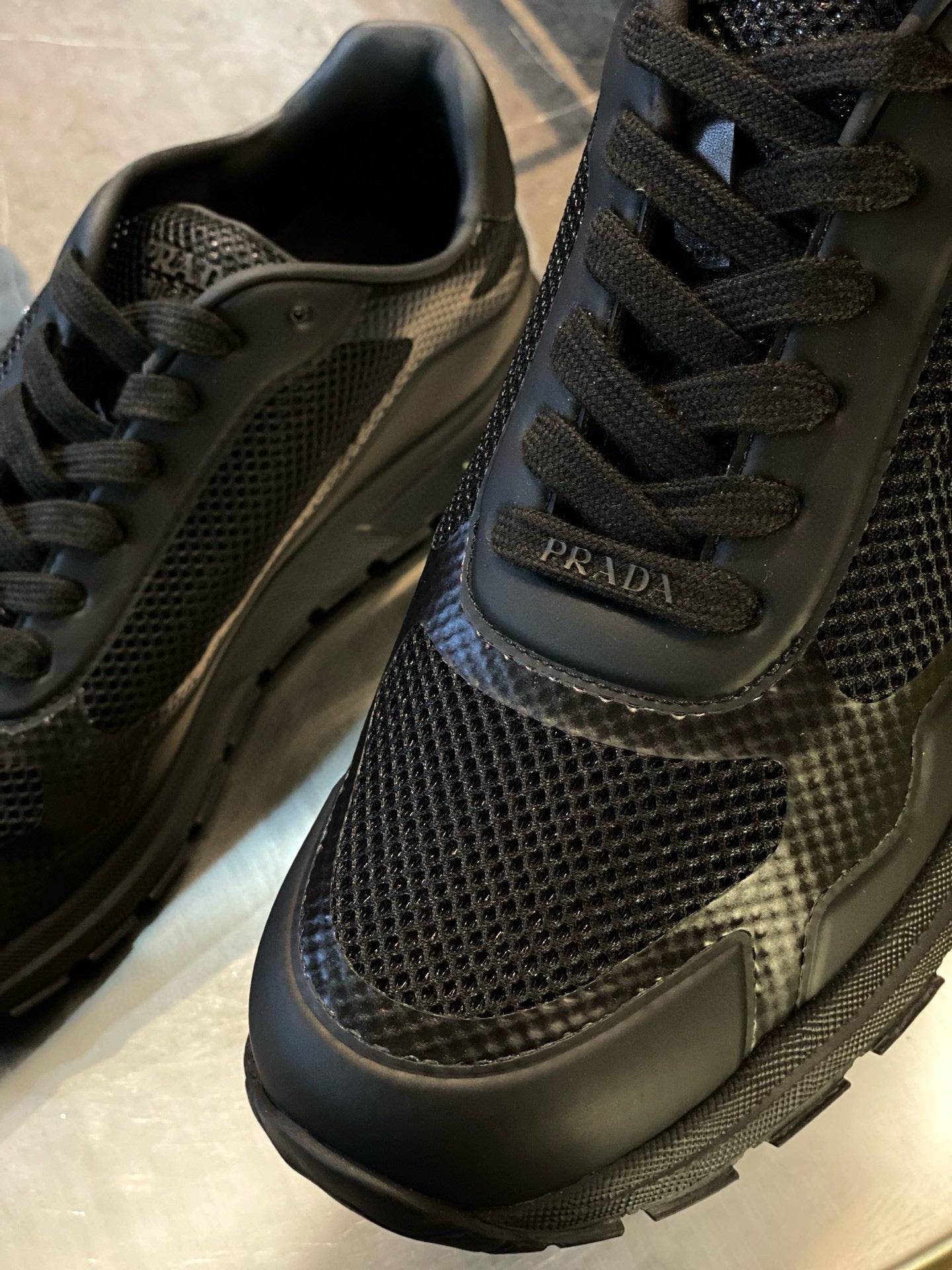 PD PRAX 2.0 SNEAKER