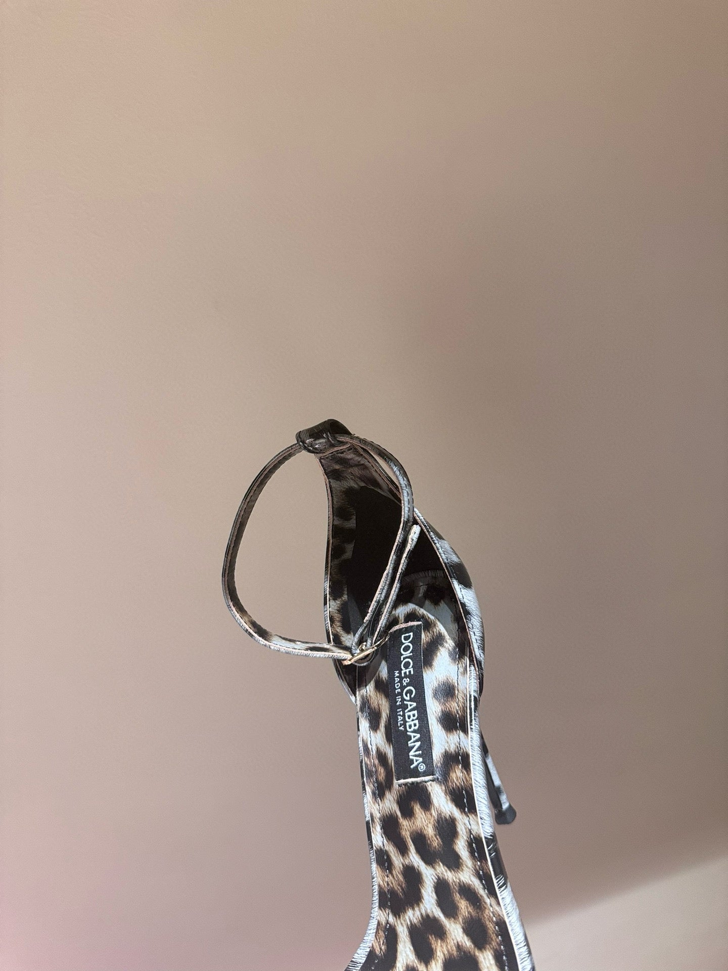 D&G HEELS