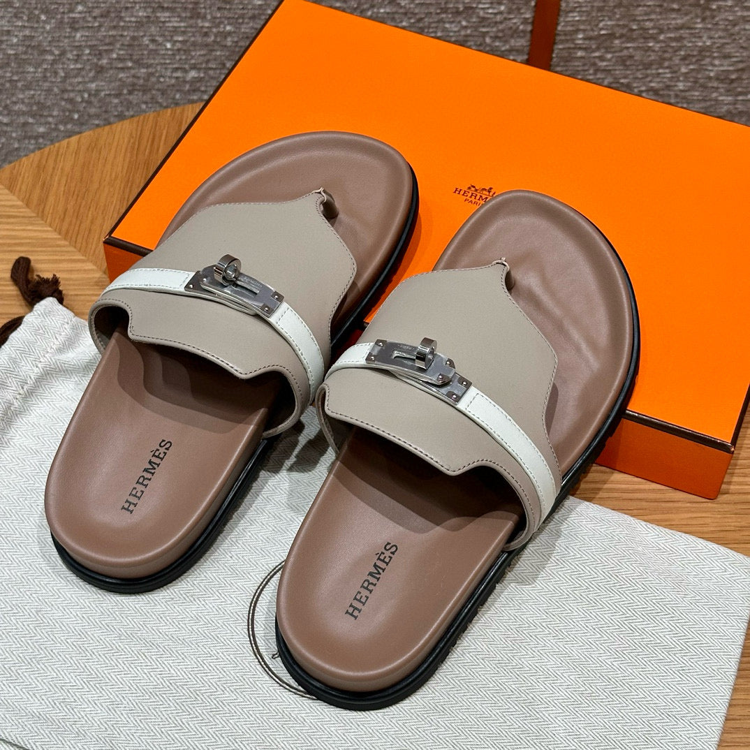 HERM EMPIRE SANDALS