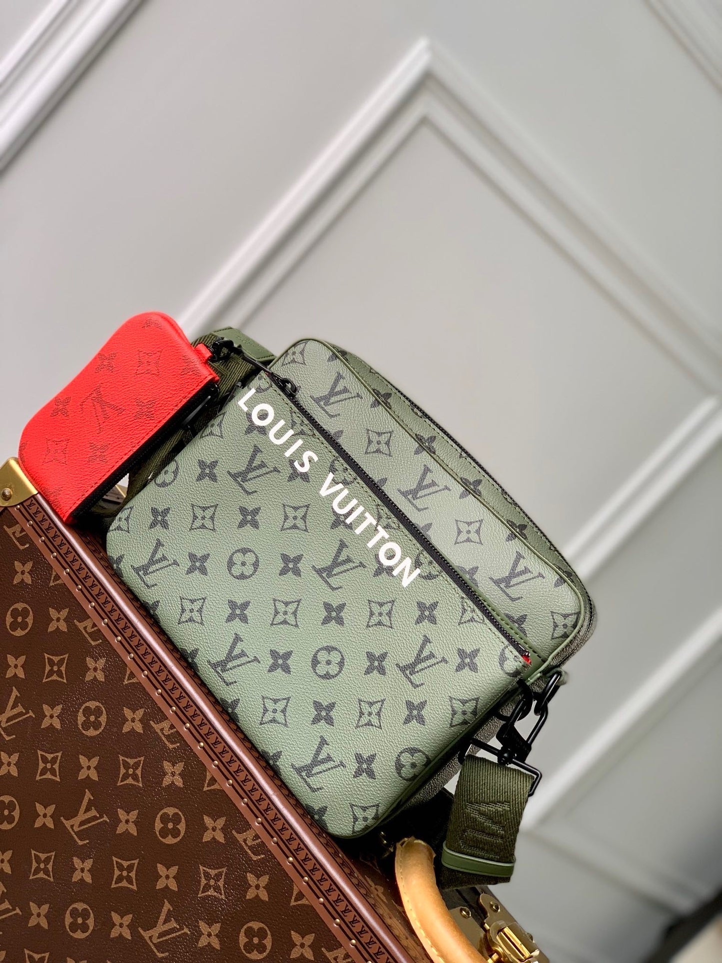 LOU TRIO MESSENGER BAG