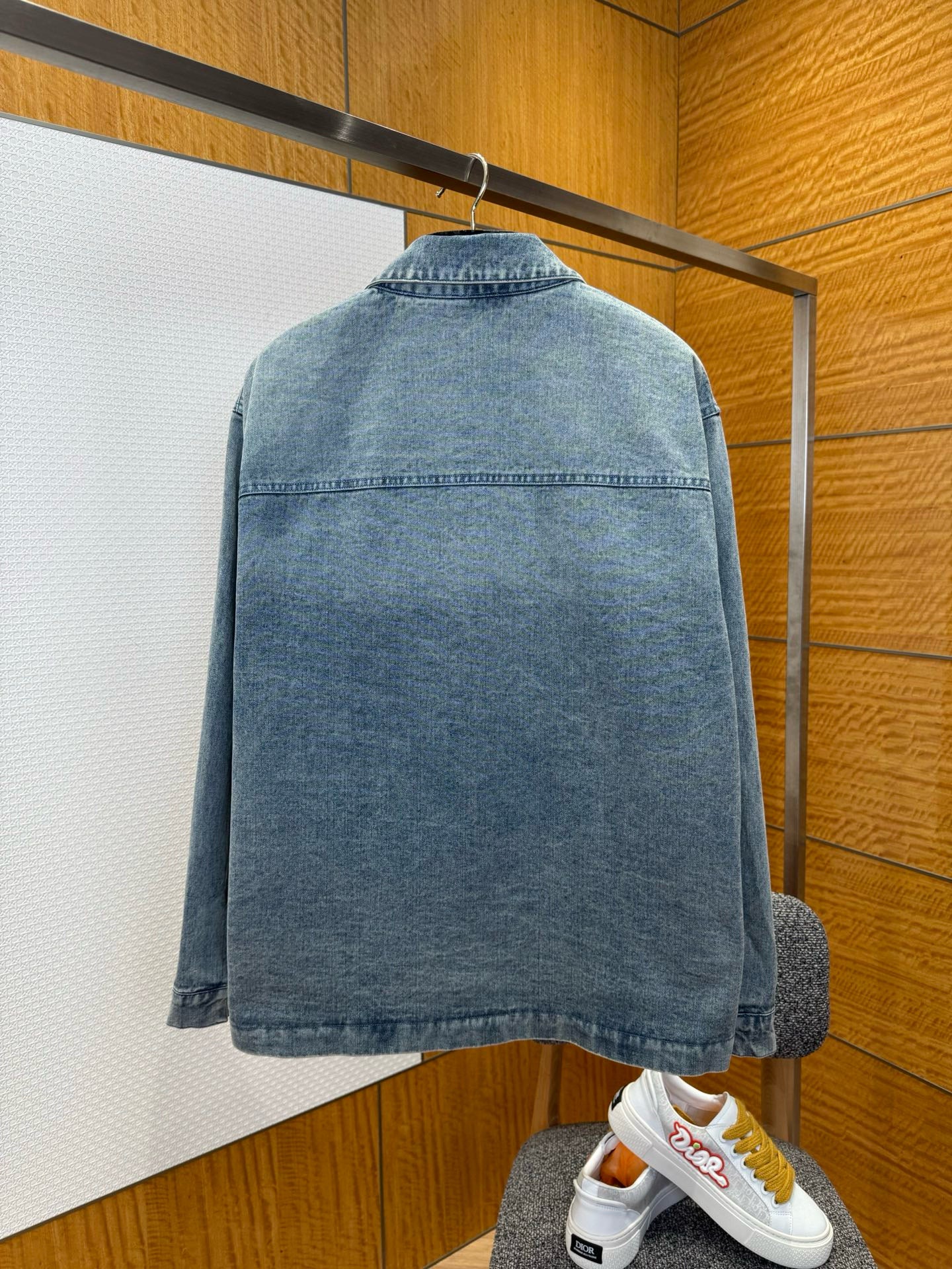 LOU SHIRT