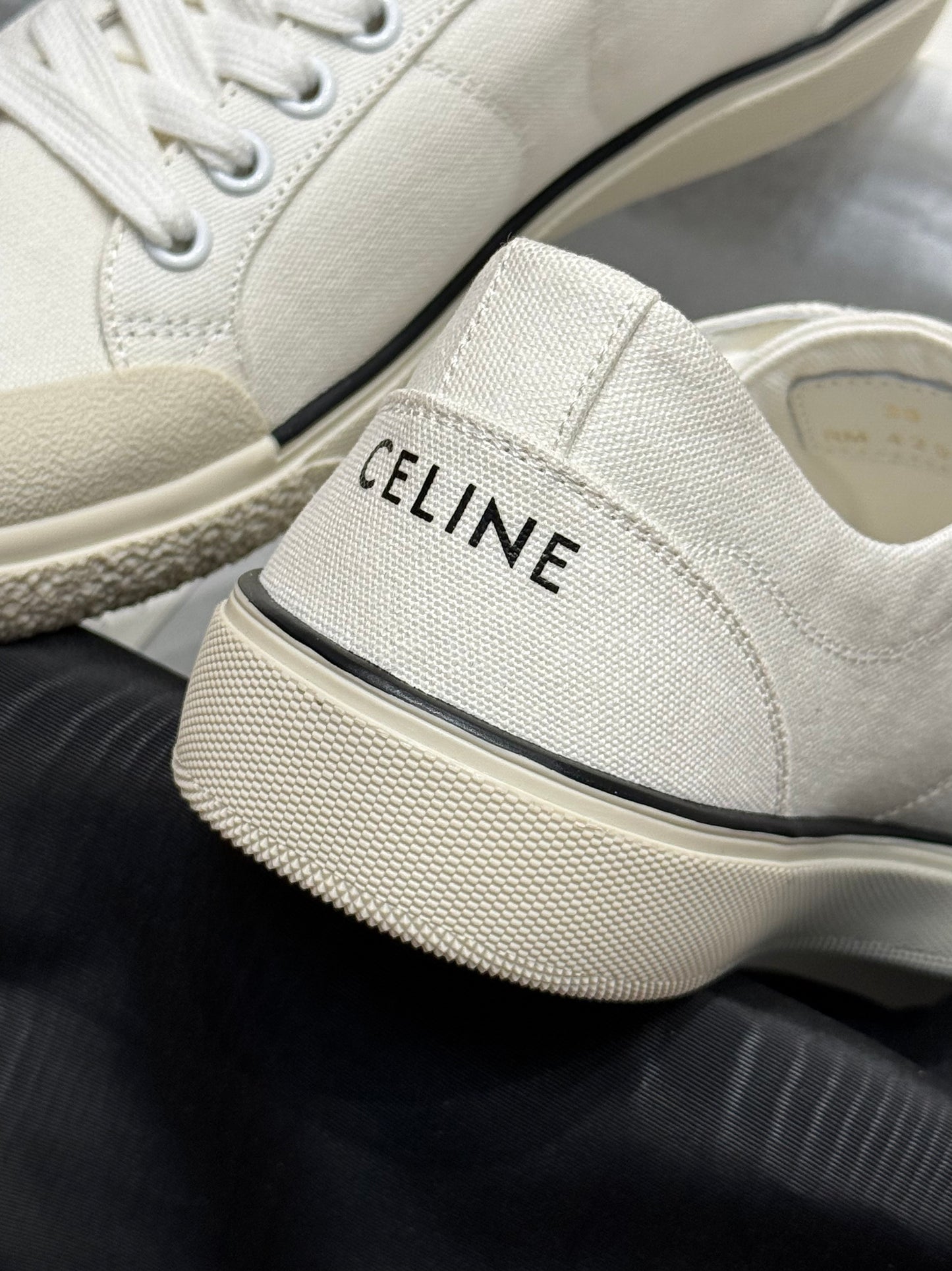 CEL SNEAKERS