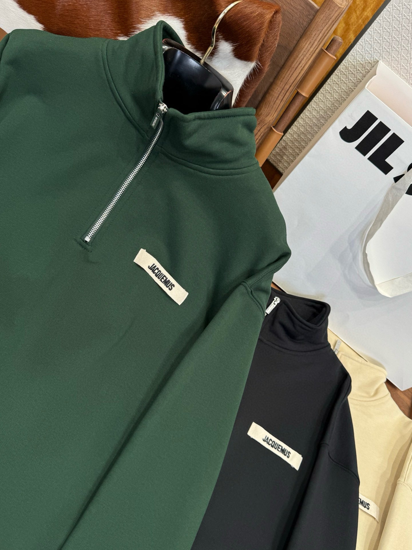 JACQ SWEATSHIRT