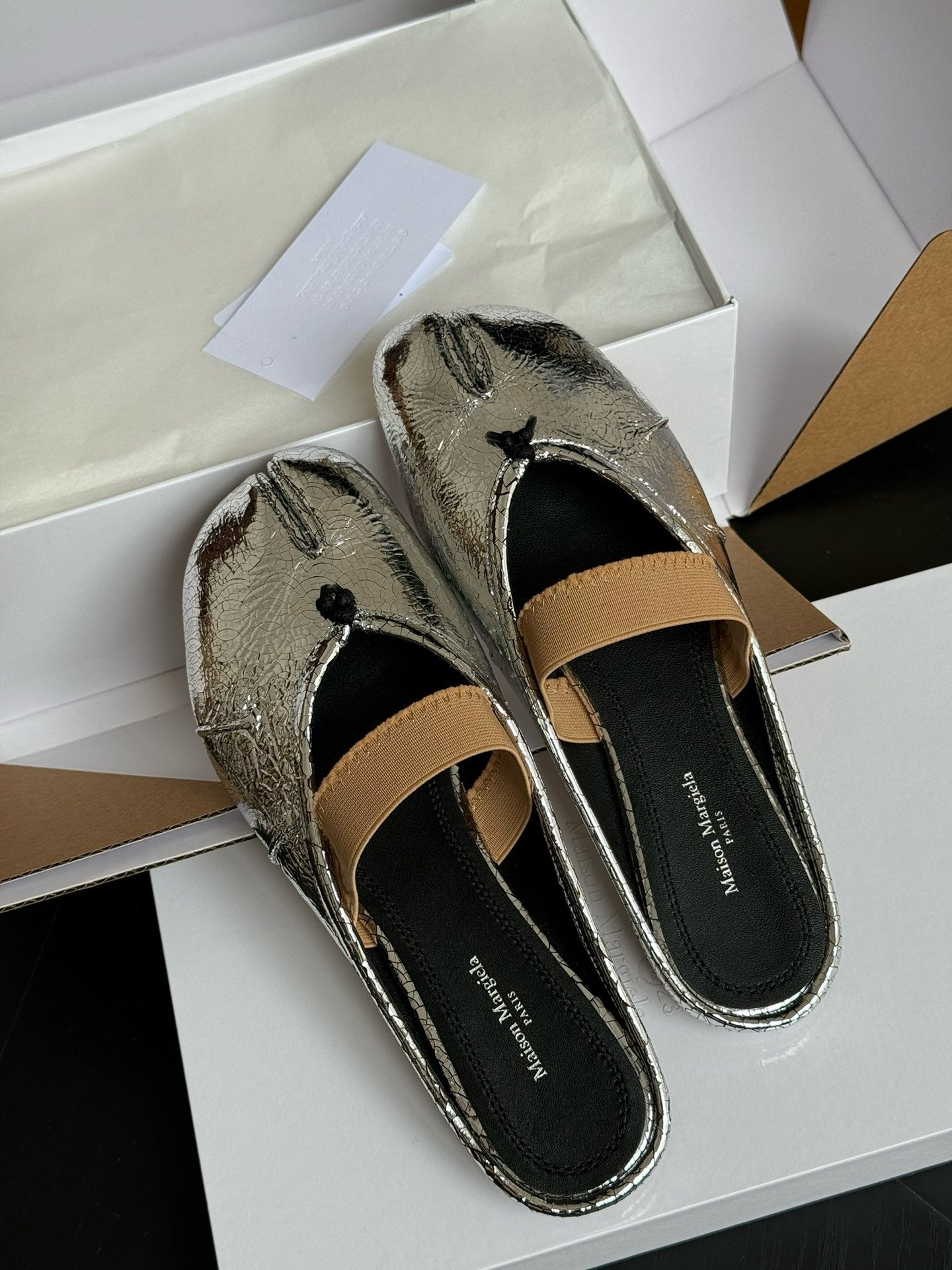 MAISON M TABI BALLET FLATS