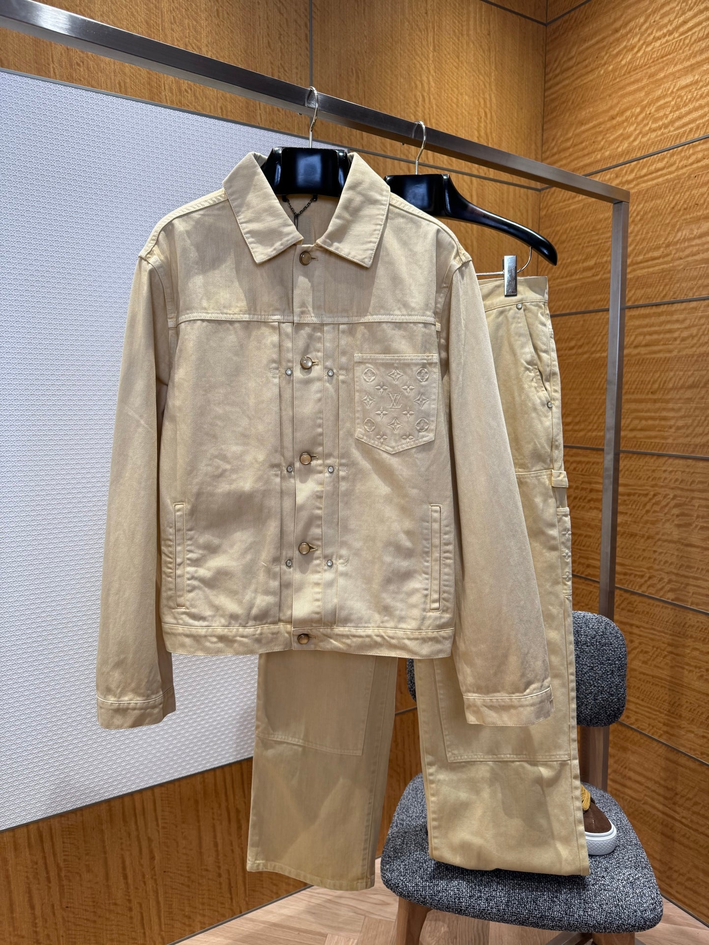 LOU DENIM JACKET