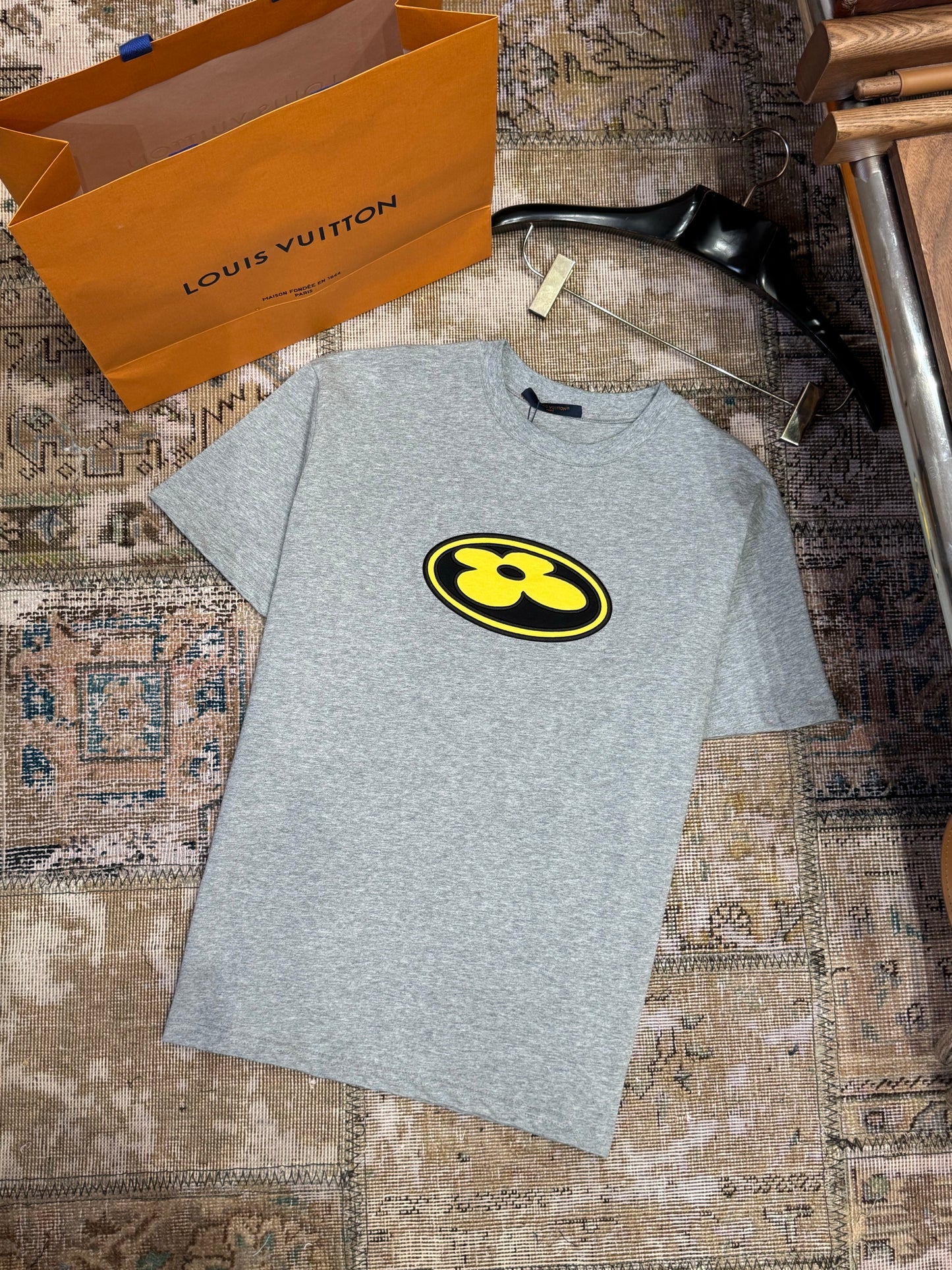 LOU T-SHIRT