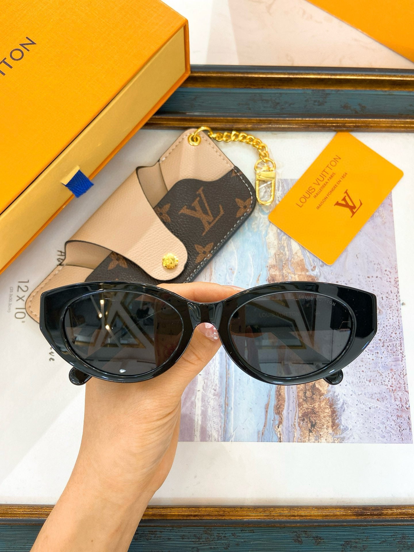 LOU SUNGLASSES