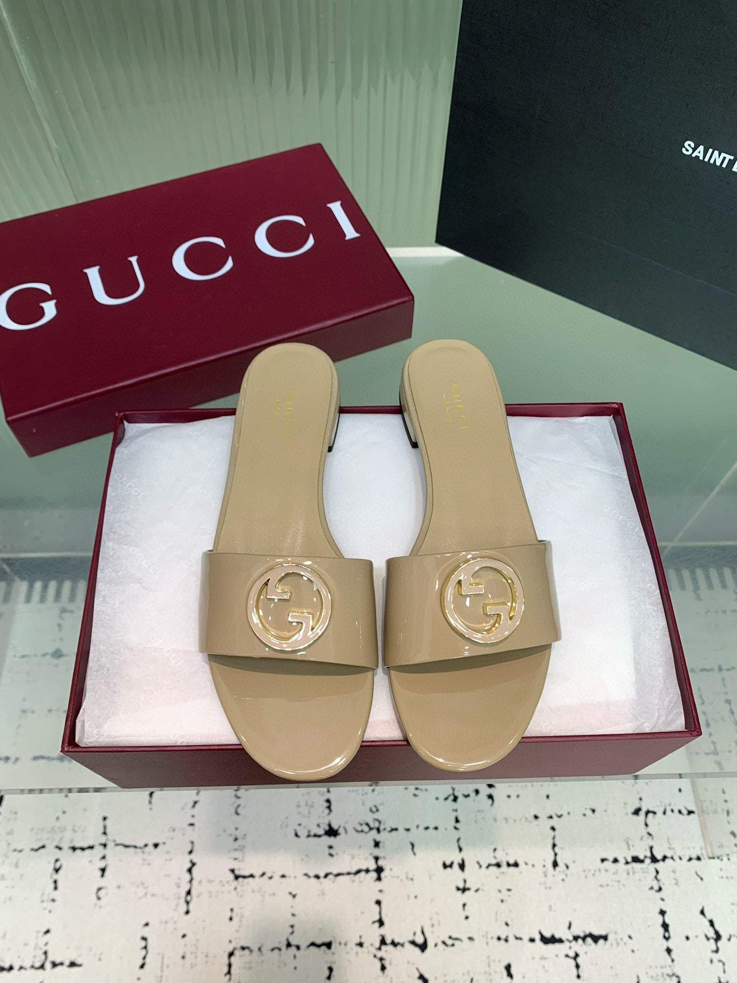 GG SANDALS