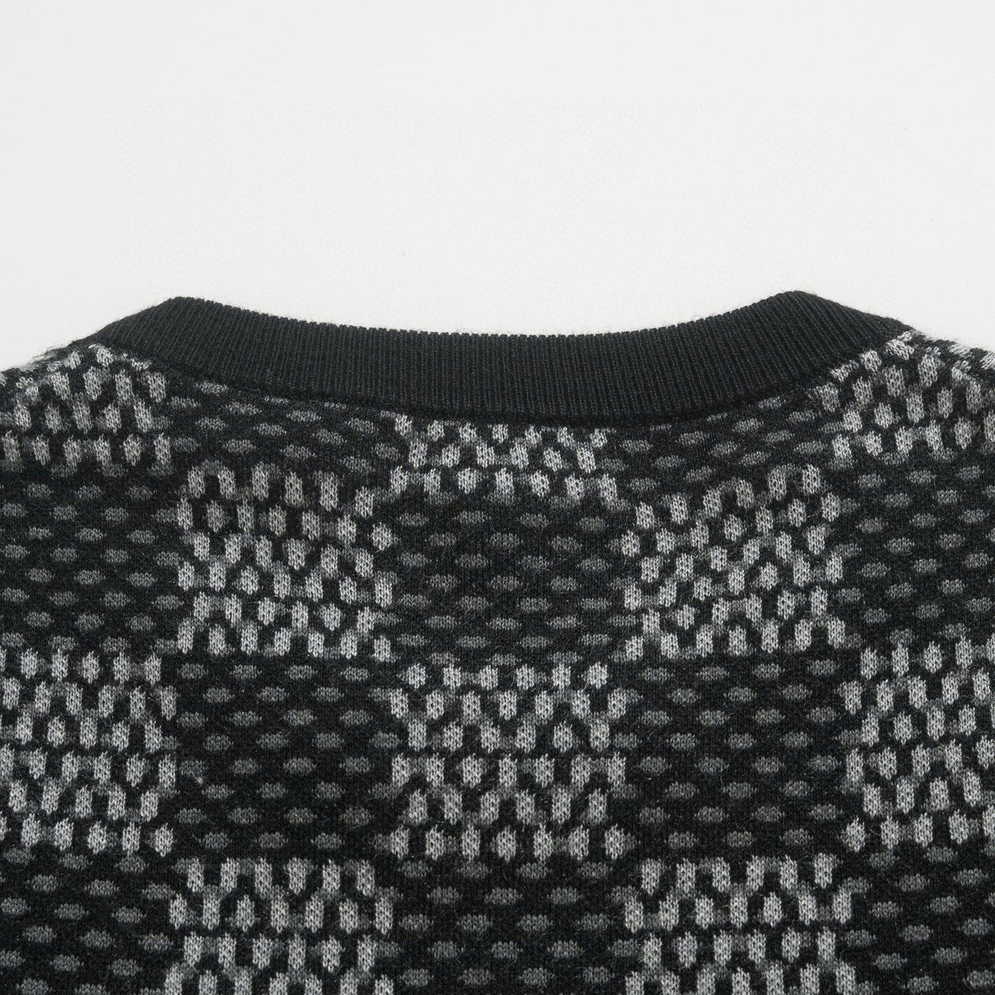 LOU SWEATSHIRT