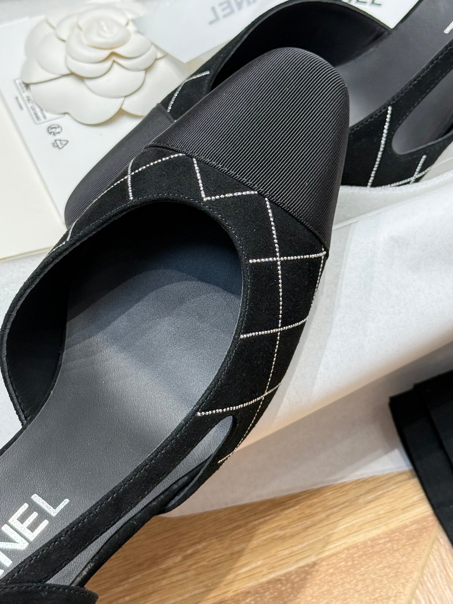 CC SLINGBACK PUMPS