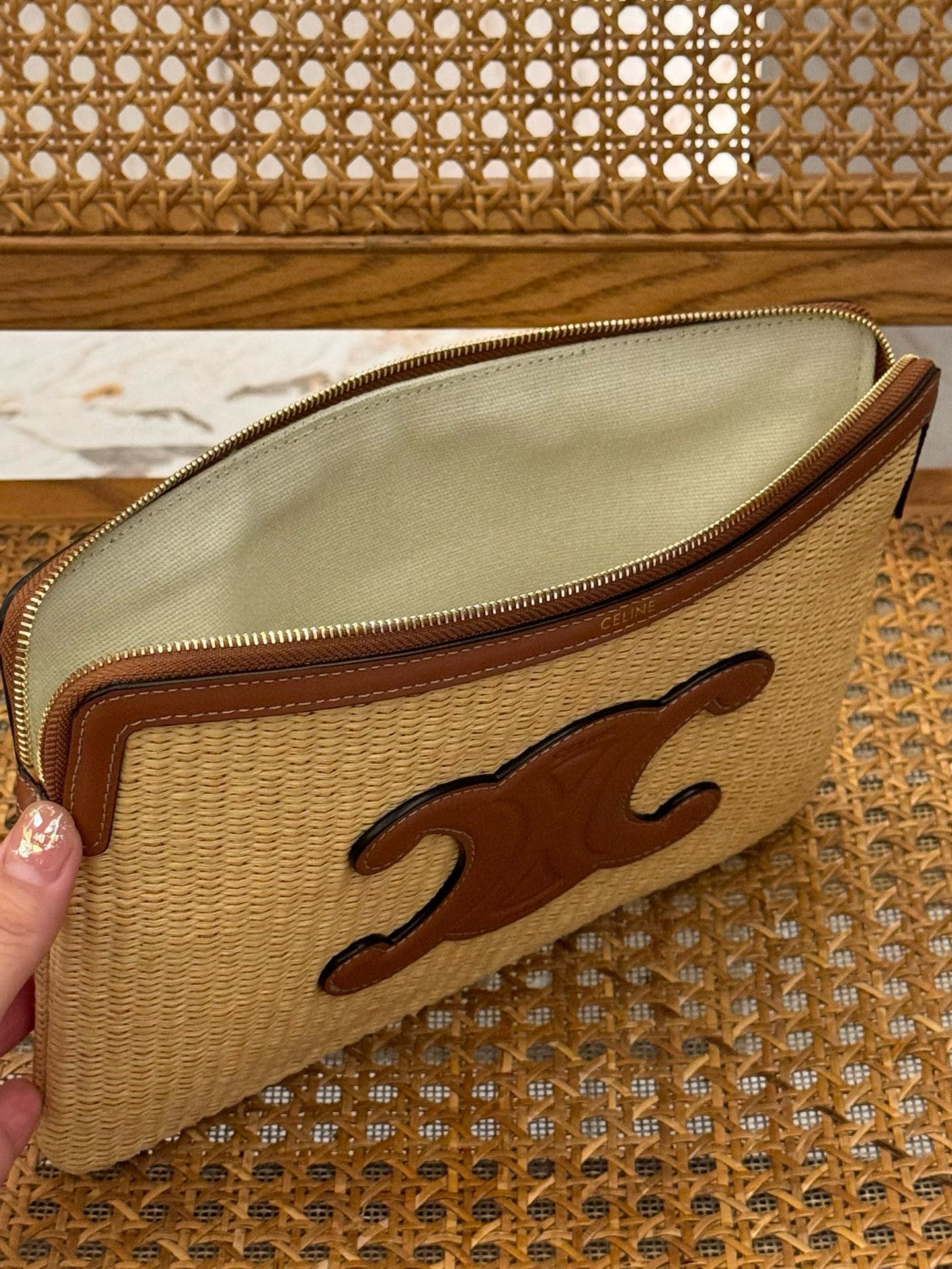 CEL SMALL POUCH WITH STRAP